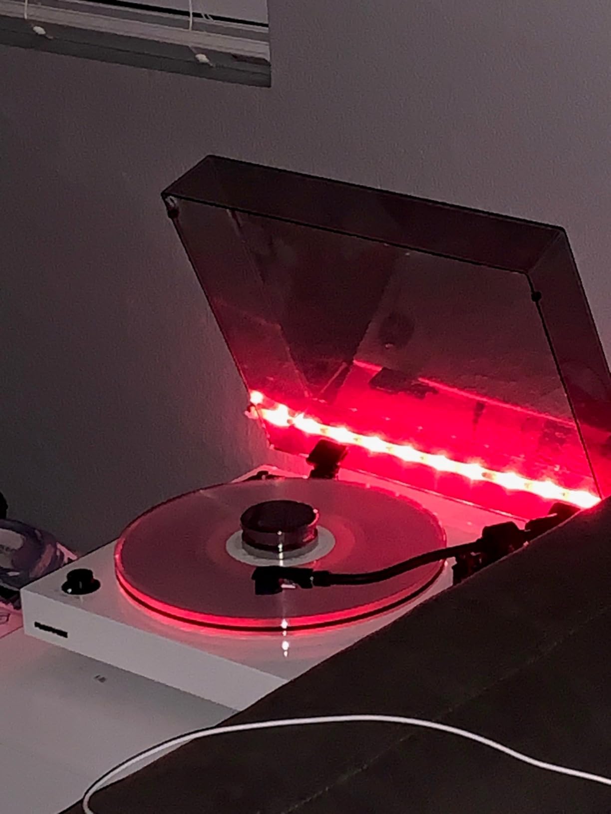 Fluance RT85 Turntable with Ortofon Cartridge, Acrylic Platter, Speed Control, and Vibration Isolation - High Fidelity Vinyl Record Player - Customer Photo 2