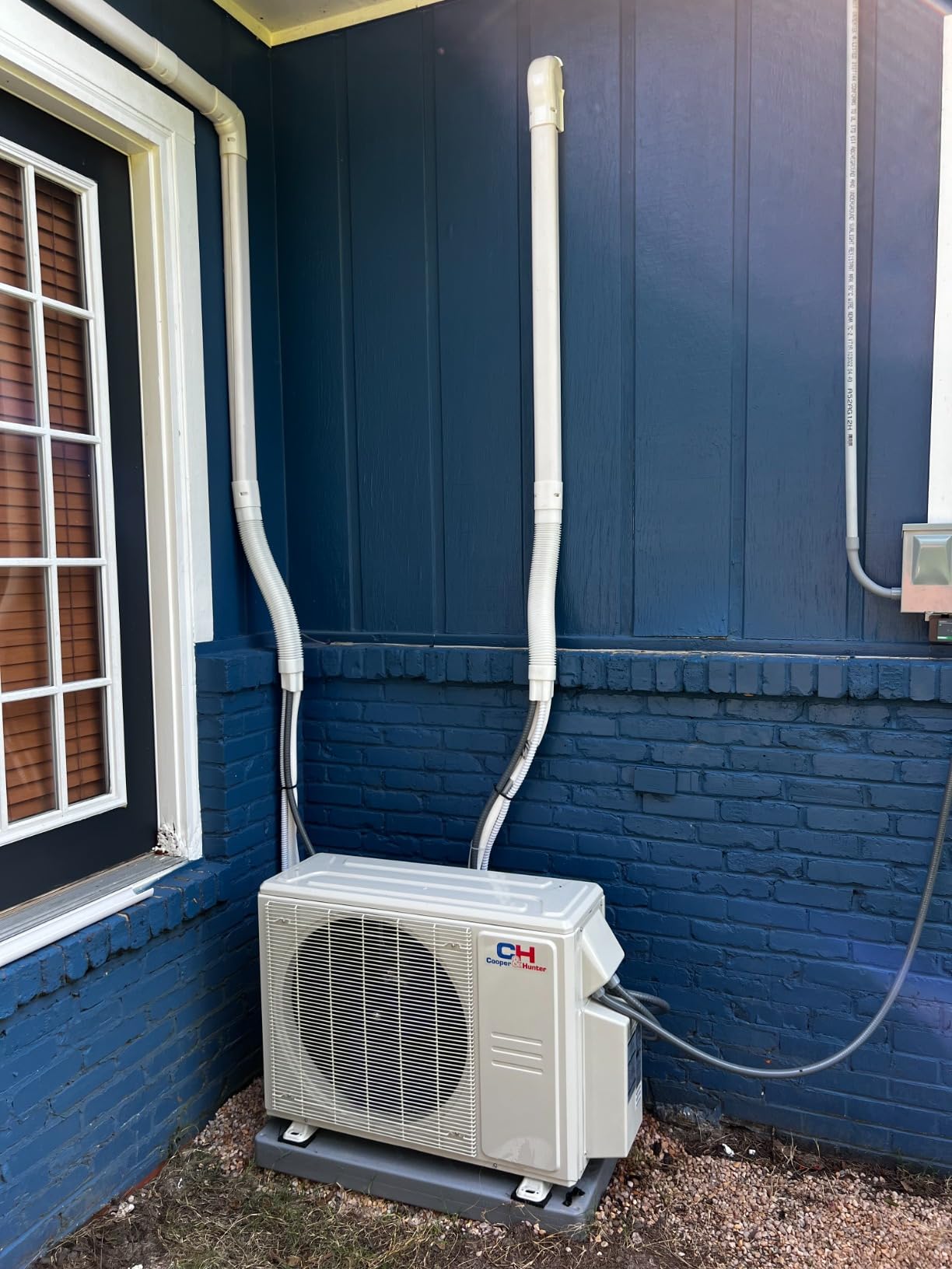 Cooper & Hunter Dual Zone 9,000 + 12,000 BTU Ductless Mini Split AC/Heating System, Pre-Charged, Heat Pump, 21.3 SEER Including 25FT Copper Line Set And Communication Wires - Customer Photo 2