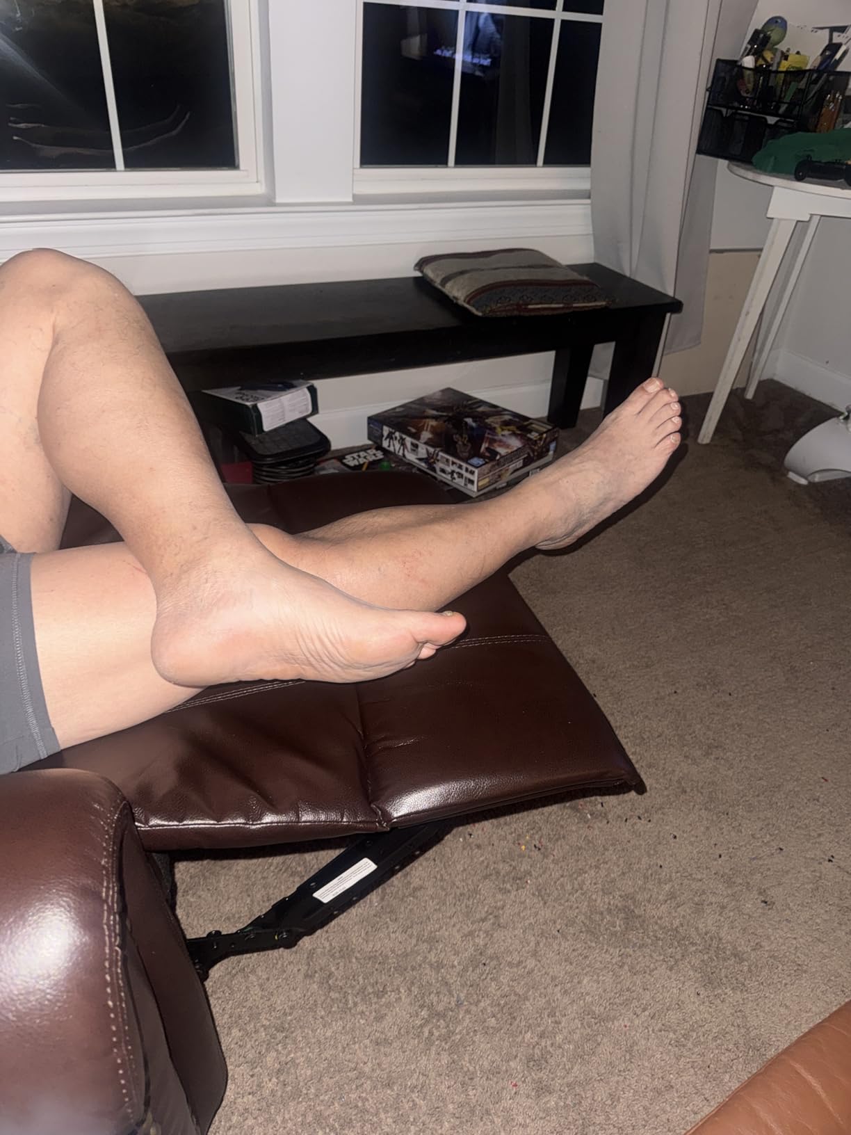 CANMOV Leather Recliner Chair, Classic and Traditional Manual Recliner Chair with Comfortable Arms and Back Single Sofa for Living Room, Nut Brown - Customer Photo 2