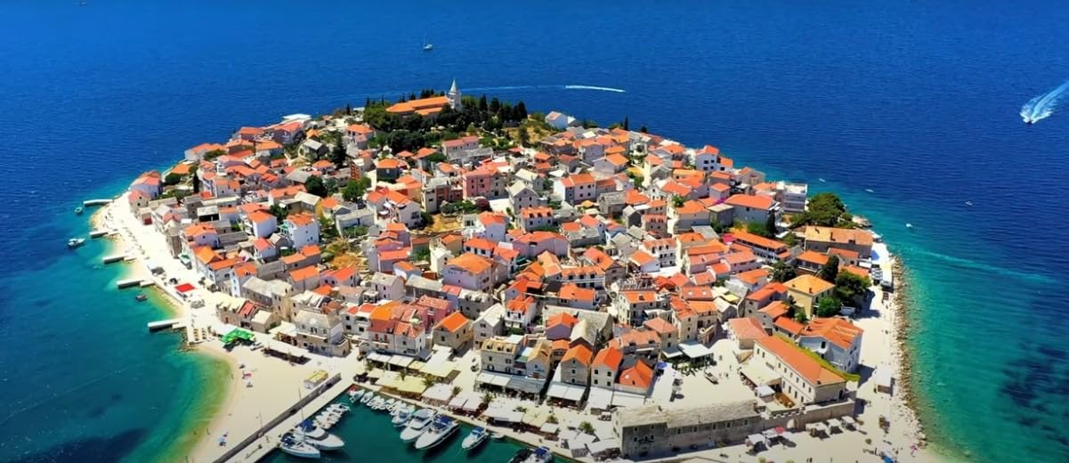 Panasonic Streaming Blu Ray DVD Player, 4K Blu Ray Player with Dolby Vision and HDR10+ Ultra HD Premium Video Playback, Hi-Res Audio, Voice Assist - DP-UB820-K (Black) - Customer Photo 1