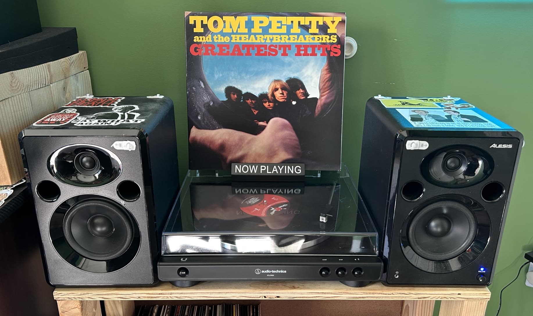 Audio-Technica AT-LP60X-BK Fully Automatic Belt-Drive Stereo Turntable, Black, Hi-Fi, 2 Speed, Dust Cover, Anti-Resonance, Die-Cast Aluminum Platter - Customer Photo 2