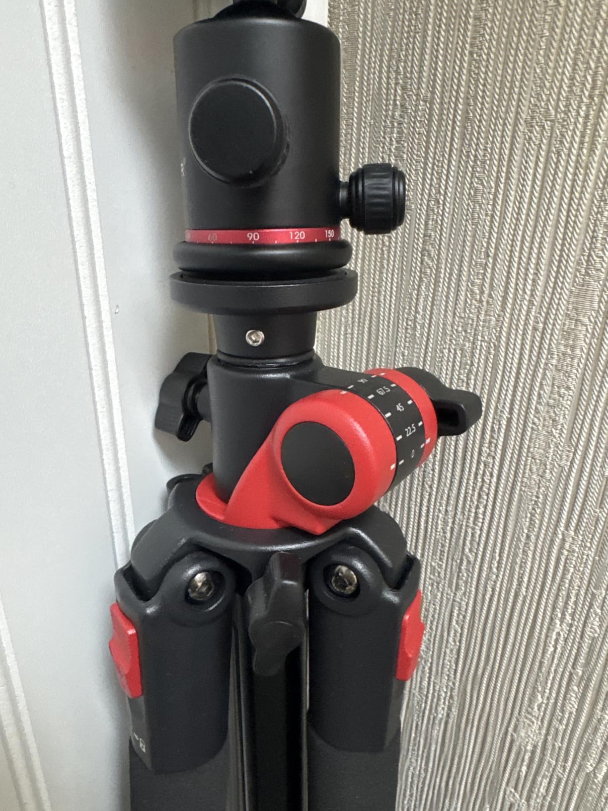 NEEWER 72 inch Camera Tripod Monopod with Center Column and Ball Head Aluminum, Arca Type QR Plate, Bag, Horizontal Tripod Overhead Camera Mount for DSLR Camera, Video Camcorder, Max Load: 33lb customer photo 2