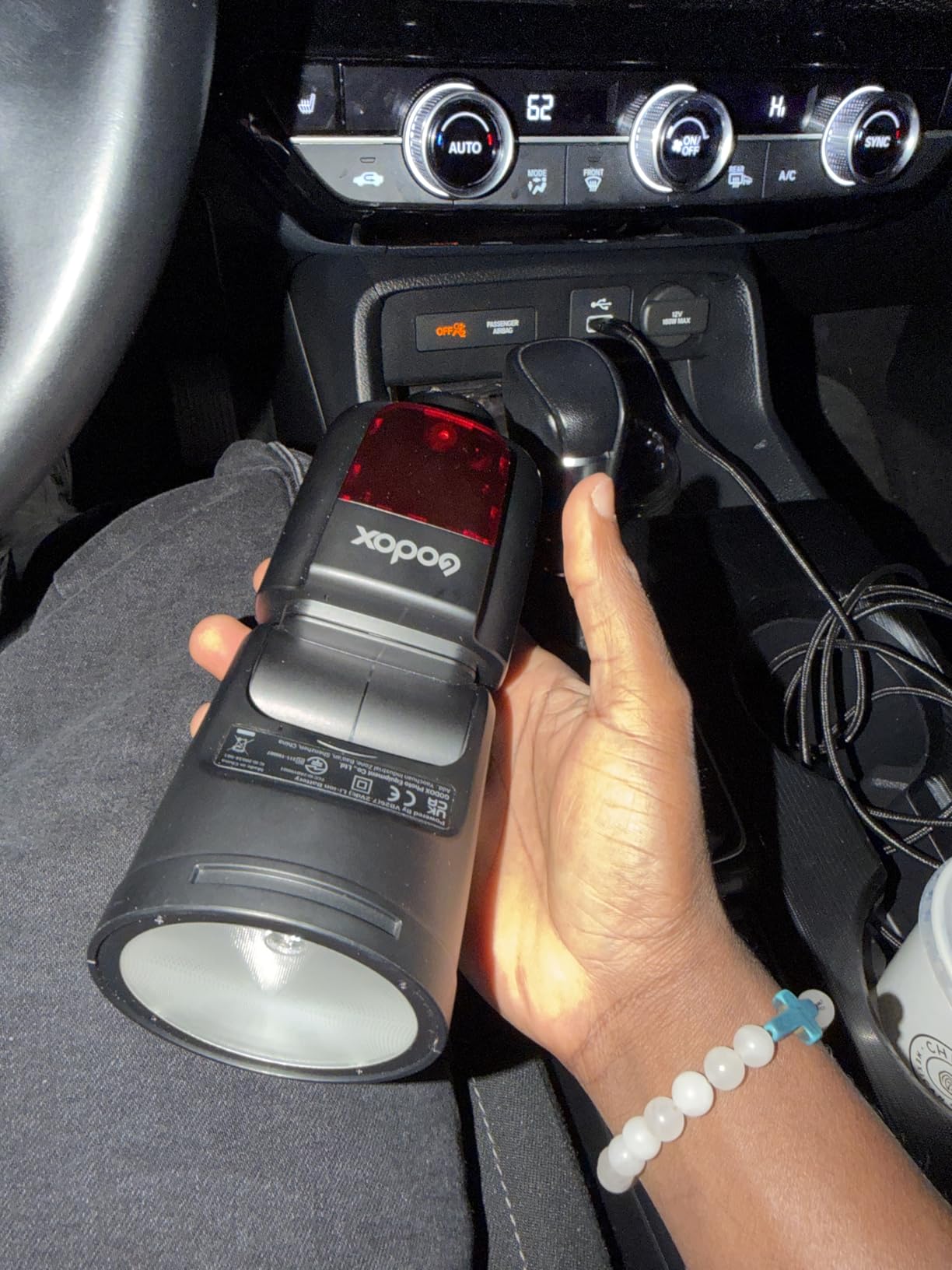 Godox V1-C Flash Speedlite for Canon, 76Ws 2.4G X Wireless TTL 1/8000 HSS Speedlight, 1.5s Recycle, 480 Full Power Flashes with Rechargeable Battery customer photo 1