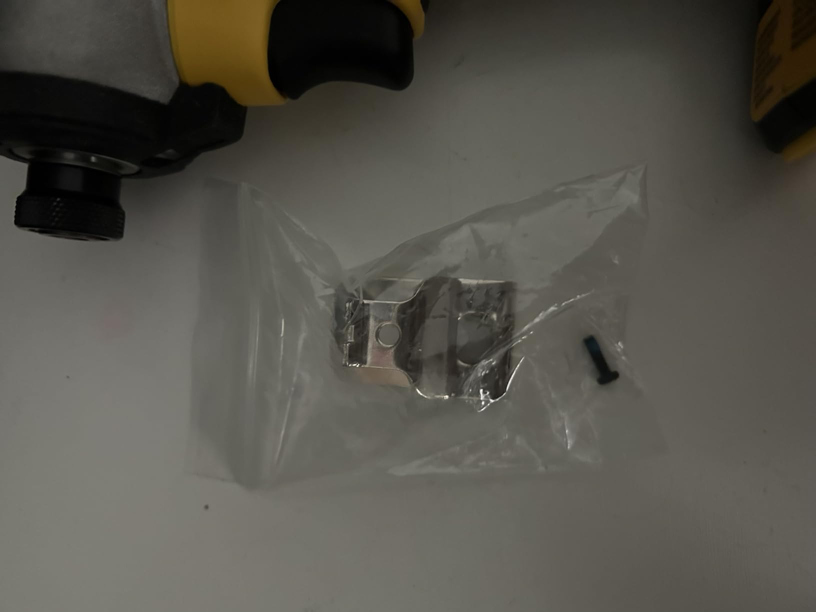 DEWALT ATOMIC 20V MAX* Impact Driver, Cordless, Compact, 1/4-Inch, Tool Only (DCF809B) - Customer Photo 2