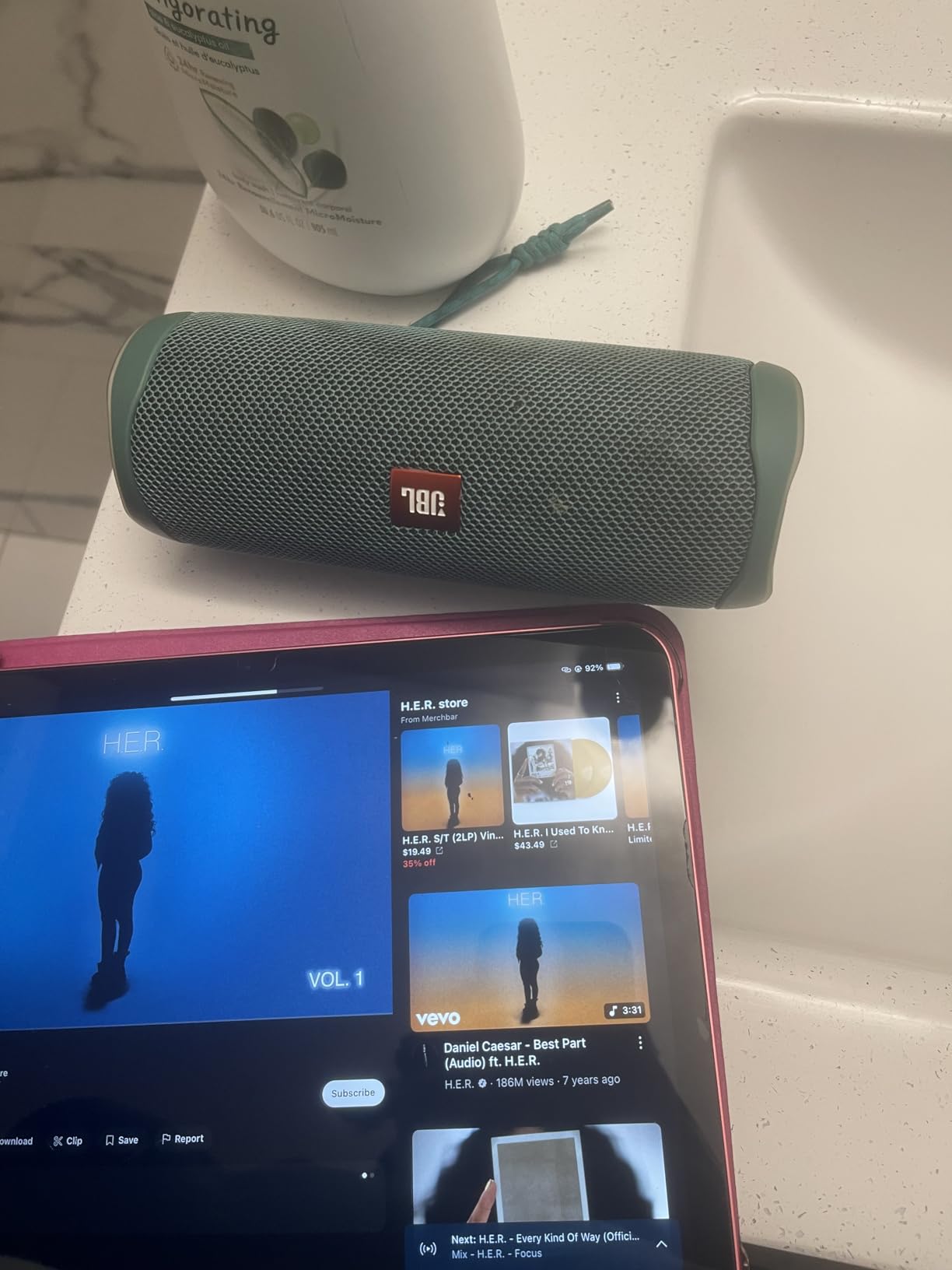 JBL FLIP 5, Waterproof Portable Bluetooth Speaker, Black, Small - Customer Photo 1