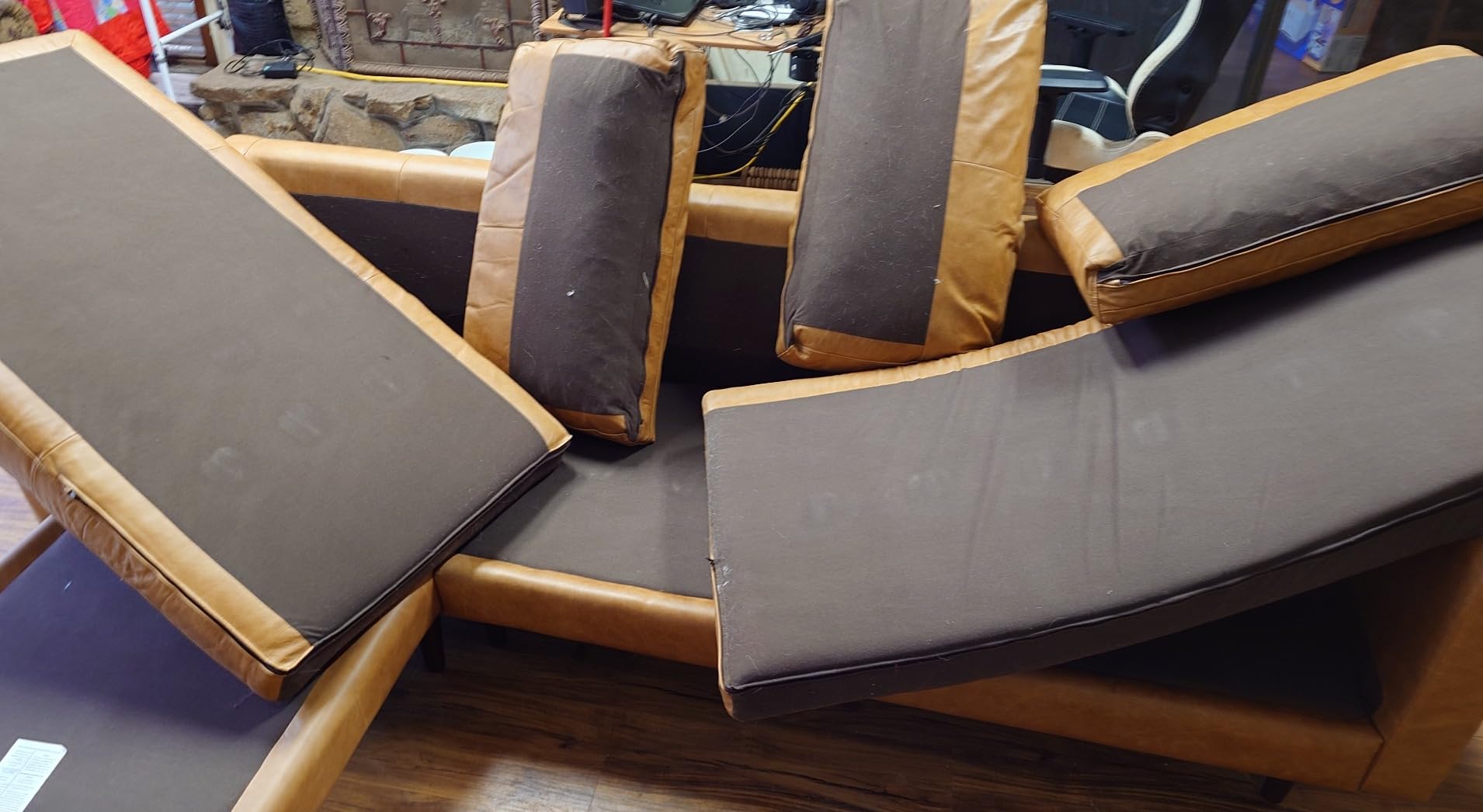 POLY & BARK Napa 88.5