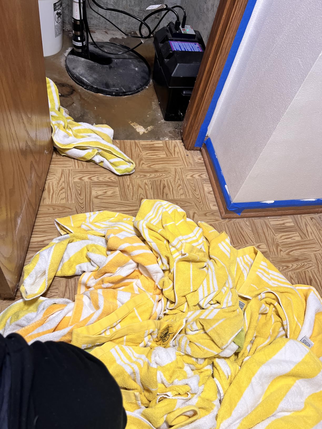 Govee Water Leak Detectors 5 Pack, 100dB Adjustable Audio Alarm Sensor, Sensitive Leak and Drip Alert, for Kitchen Bathroom Basement (Cannot Connect to Wi-Fi Directly) - Customer Photo 2