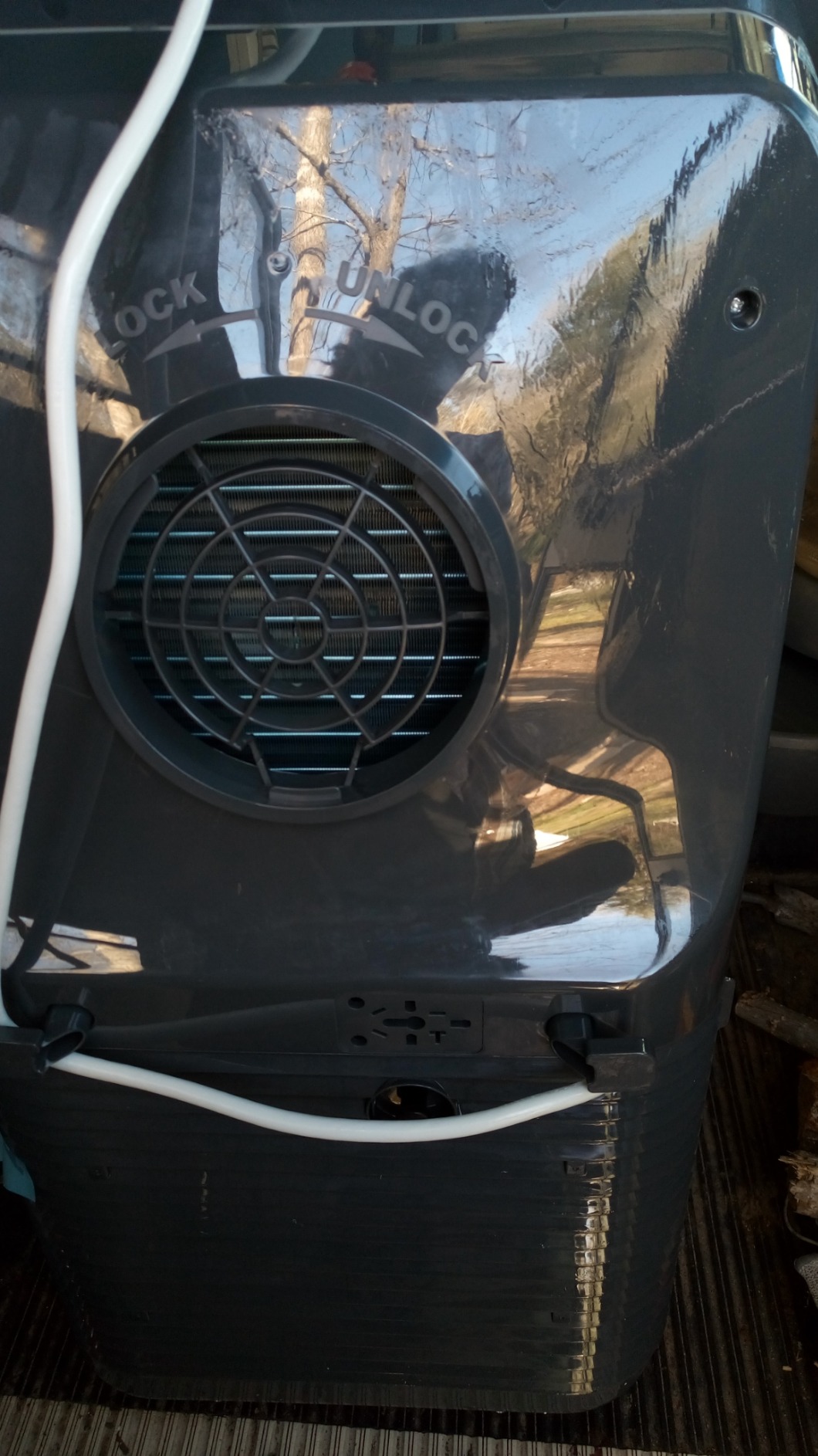 SereneLife Portable Air Conditioner With Heat & Built-in Dehumidifier 10,000 BTU, Portable Heater & AC For Rooms up to 450 Sq Ft - Remote Control & Window Mount Exhaust Kit Included - Customer Photo 1