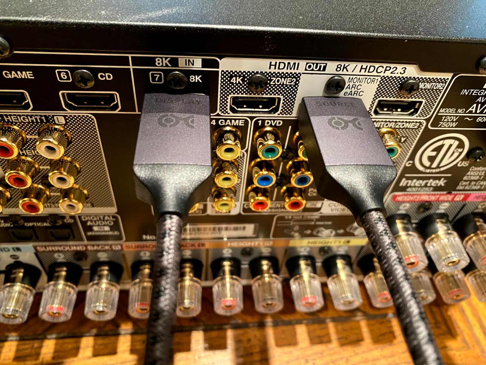 Zeskit Certified 2.1 8K HDMI Cable 48Gbps 4K120Hz Compatible with Soundbar eARC HDR10 VRR Dolby Vision Atmos HDCP 2.2 & 2.3 Gaming PS5 Xbox Series X Apple TV Roku Monitor (Ultra High Speed Maya 6ft) - Customer Photo 2