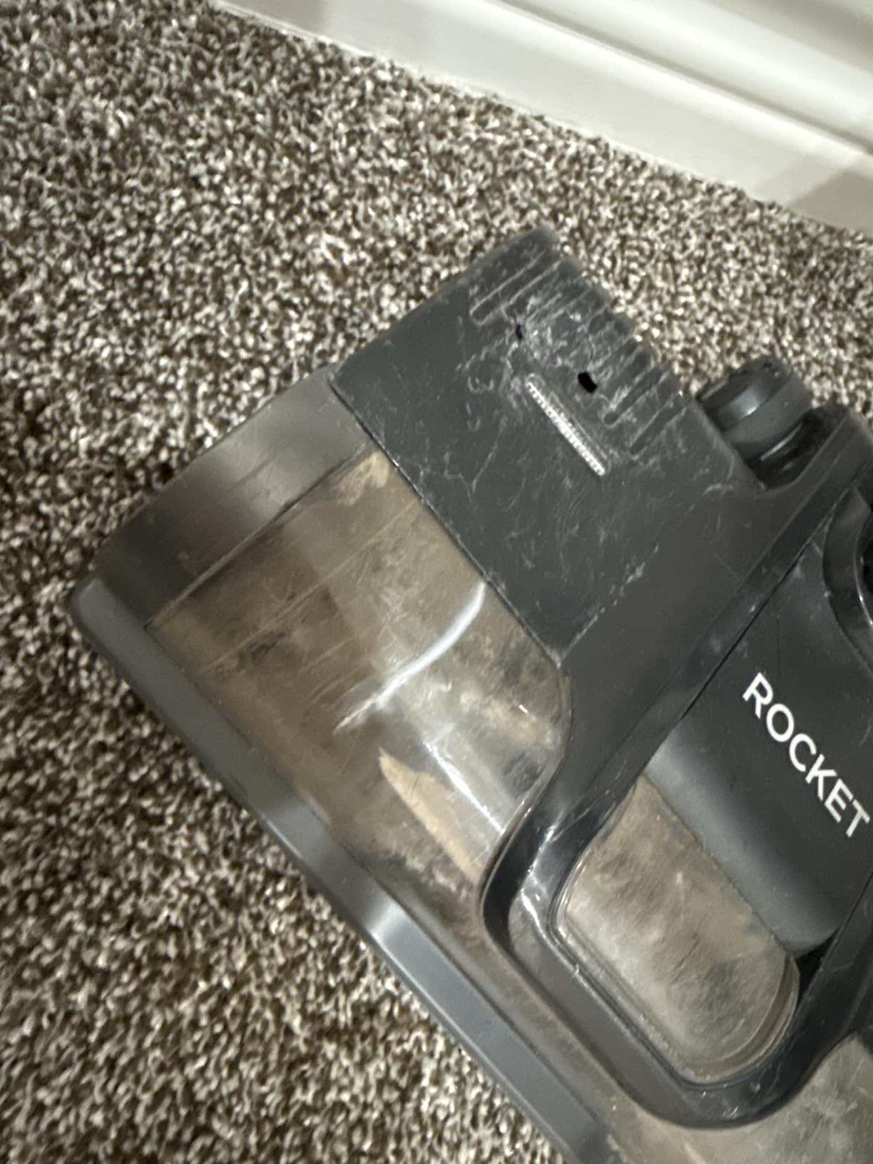 Shark Pet Cordless Vacuum Cleaner, LED Headlights, Removable Handheld Vacuum for Pet Hair, Crevice Tool & Pet Multi-Tool Included, 40min Runtime, For Carpet & Hard Floors, Grey, IX141 - Customer Photo 2