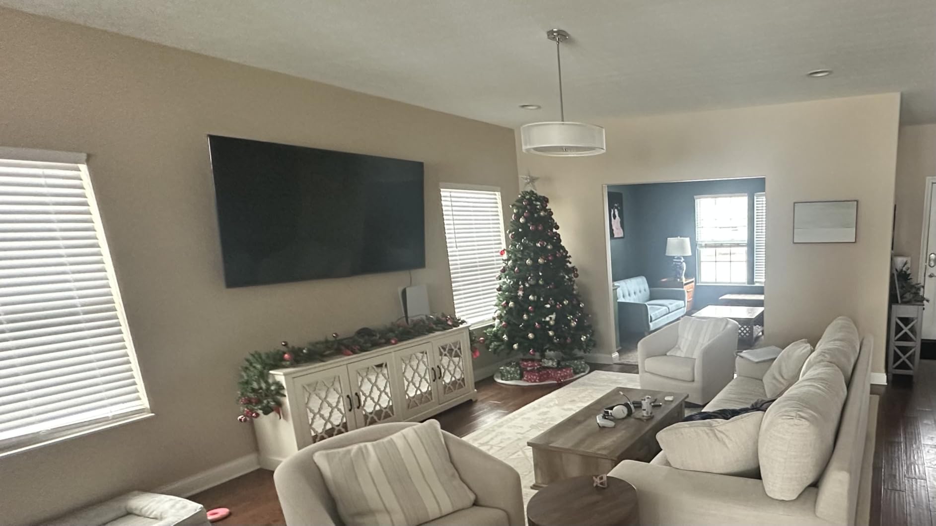 ECHOGEAR Wall Mount TV Bracket for TVs Up to 90