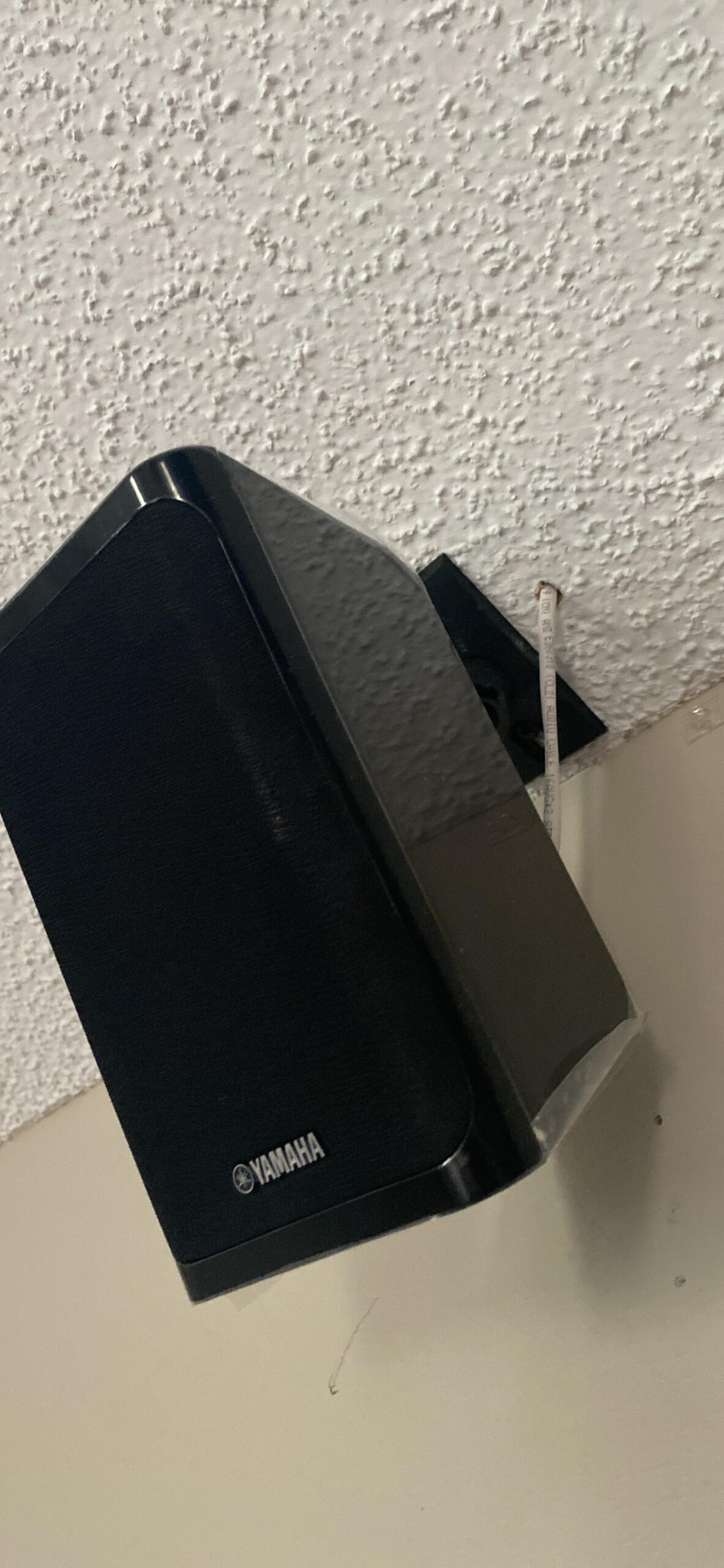 Yamaha Audio YHT-4950U 4K Ultra HD 5.1-Channel Home Theater System with Bluetooth, black - Customer Photo 5