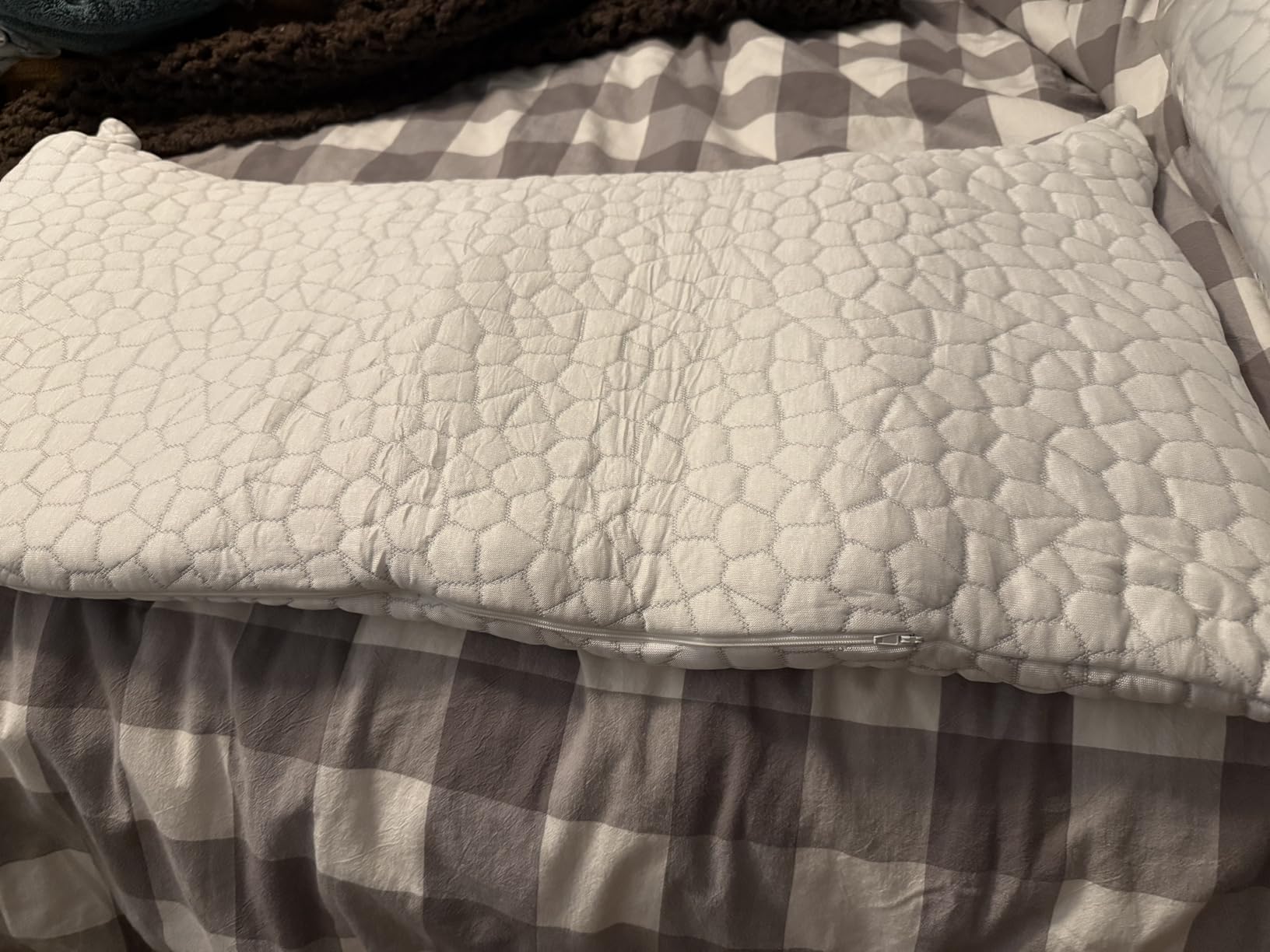 Cooling Bed Pillows Queen Size Set of 2, Shredded Memory Foam Pillows for Sleeping, Adjustable Firm Pillow for Side Back Stomach Sleepers, Gel Cool Pillow for Hot Sleepers Neck Support - Customer Photo 1