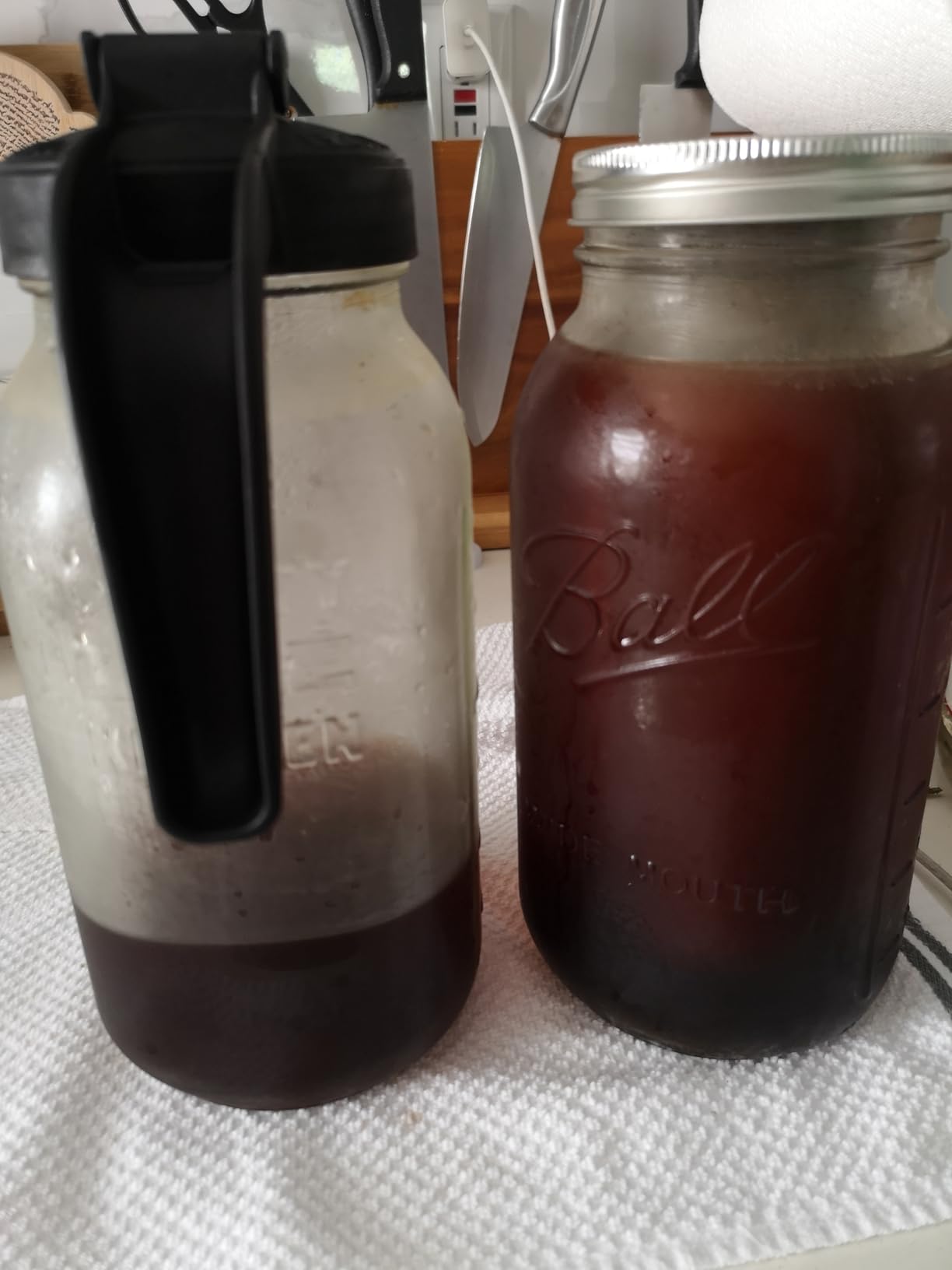 County Line Kitchen Glass Cold Brew Coffee Maker with Lid - Wide Mouth, 2 Quart (64 oz) - Heavy Duty, Leak Proof - Customer Photo 2