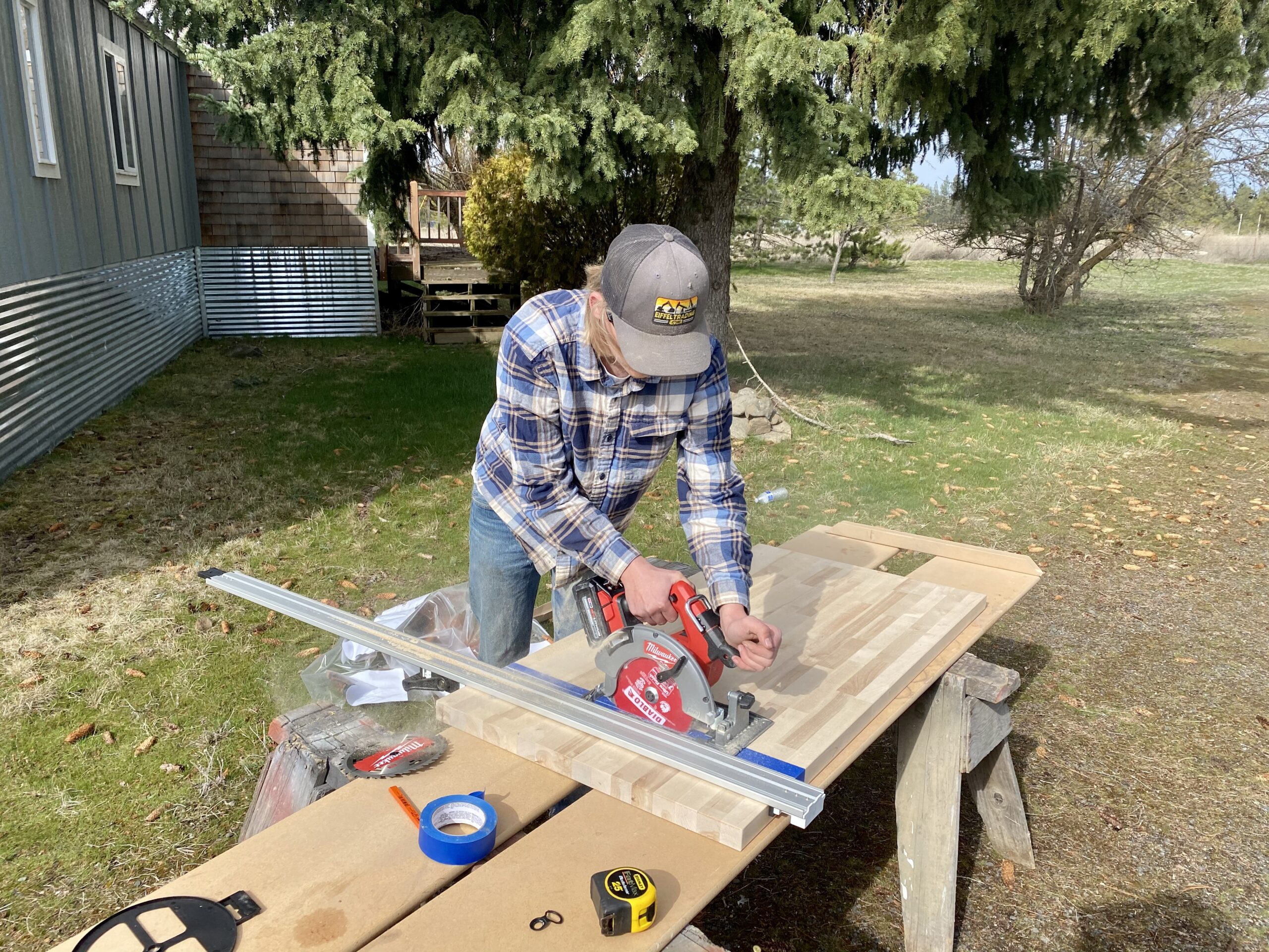 Milwaukee 2732-20 M18 Fuel 18 Volt Lithium-Ion 15 Amp 7-1/4 Inch Cordless Circular Saw (Tool Only) - Customer Photo 1