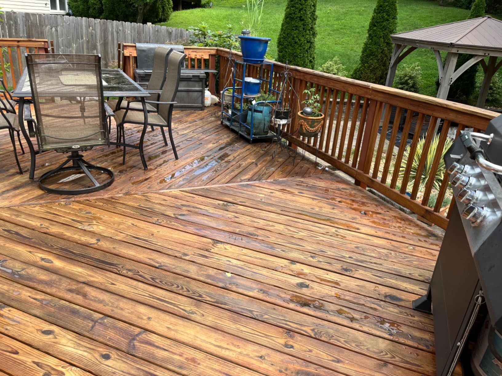 Ready Seal Stain & Sealer for Wood, Outdoor Deck and Fence - All-in-One Exterior Wood Stain and Waterproofing Sealant – Easy to Apply, No Back Brushing Needed, UV Protection - 1 Gallon, Dark Walnut - Customer Photo 2