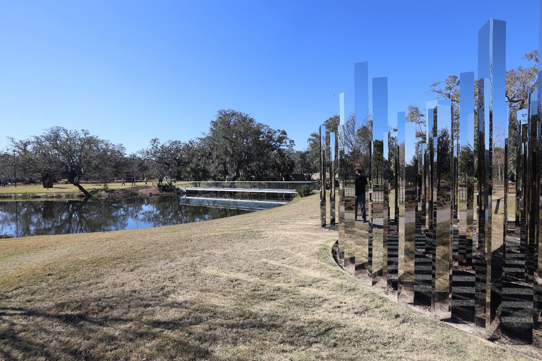 Canon RF15-35mm F2.8 L is USM Lens, Standard Zoom Lens, Compatible with EOS R Series Mirrorless Cameras, Black - Customer Photo 1