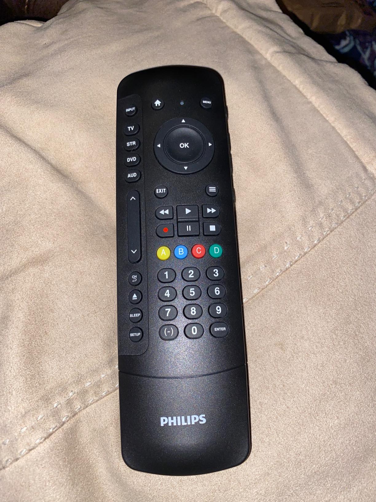 Philips Universal Companion Remote Control for Samsung, Vizio, LG, Sony, Roku, Apple TV, RCA, Panasonic, Smart TVs, Streaming Players, Blu-ray, DVD, 4 Device, Flip & Slide Roku, Black, SRP2024R/27 - Customer Photo 1