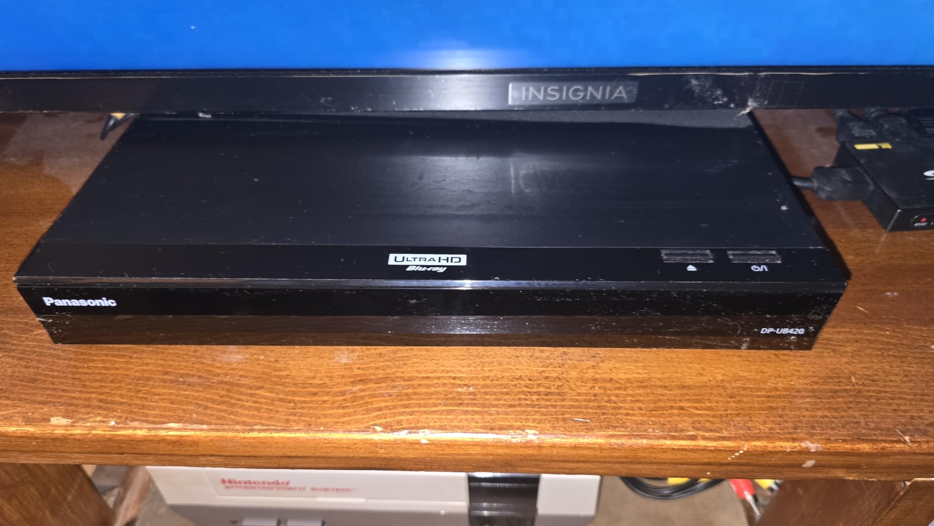 Panasonic UB420 Streaming 4K Blu Ray Player, Ultra HD Premium Video Playback with Hi-Res Audio, Voice Assist - DP-UB420-K Blu Ray DVD Player (Black) - Customer Photo 2