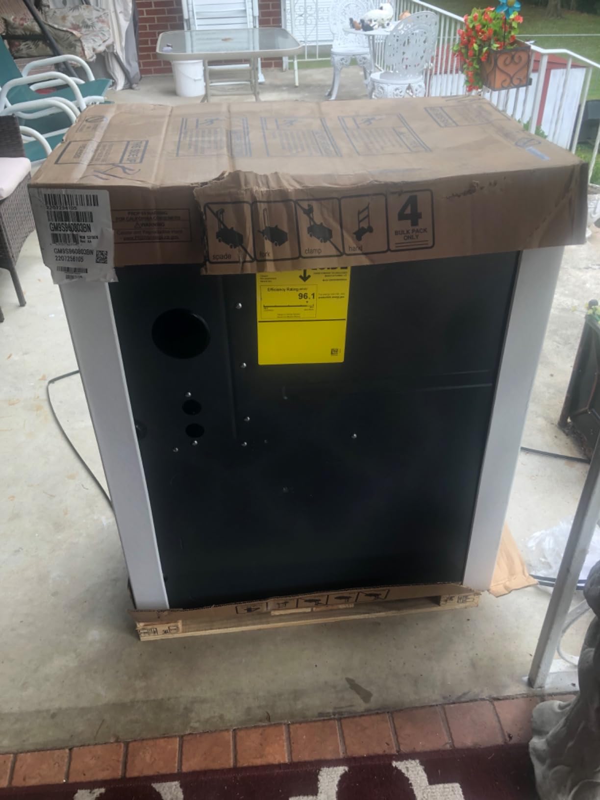 Goodman 80,000 BTU 96% Efficiency Multi-Speed, Single-Stage upflow/Horizontal Furnace Model: (GR9S960803BN) Cabinet is 17.5 inches wide-R32 Ready-Nationwide Installation-NOT Including CA - Customer Photo 2