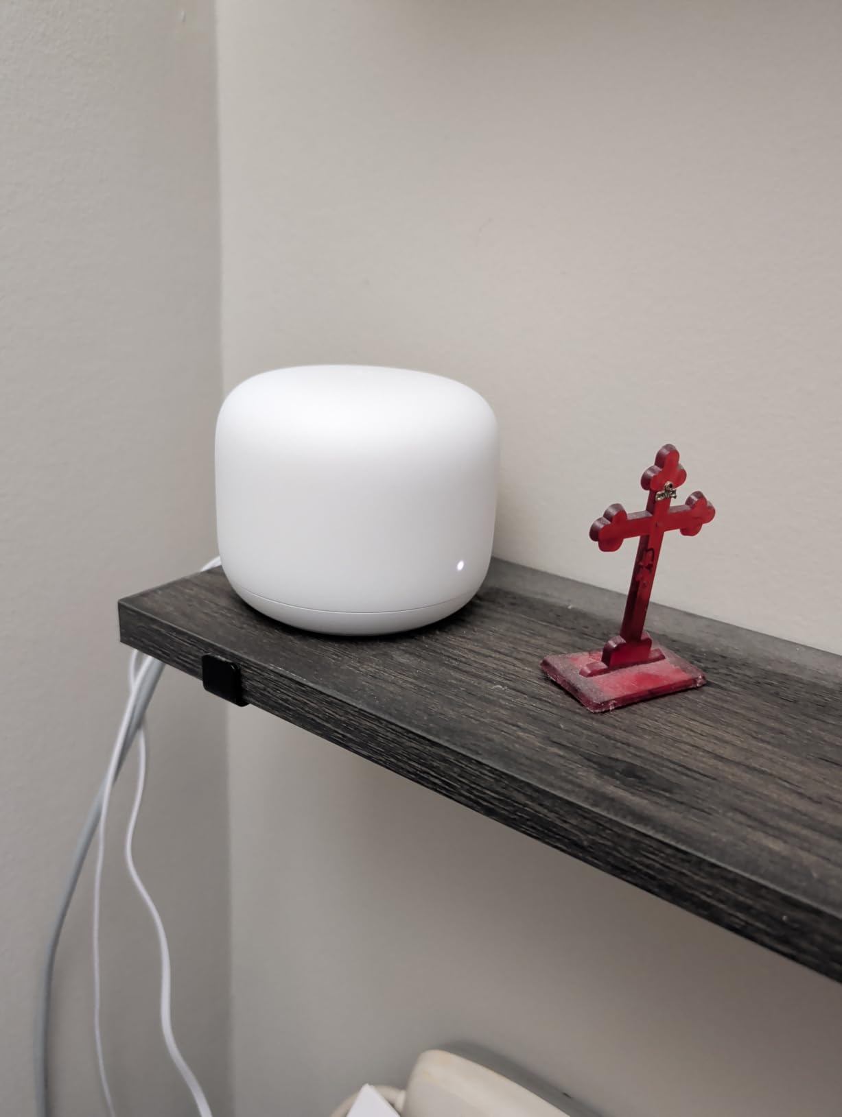 Nest Wifi - AC2200 - Mesh WiFi System - Wifi Router - 2200 Sq Ft Coverage - 1 pack - Customer Photo 1