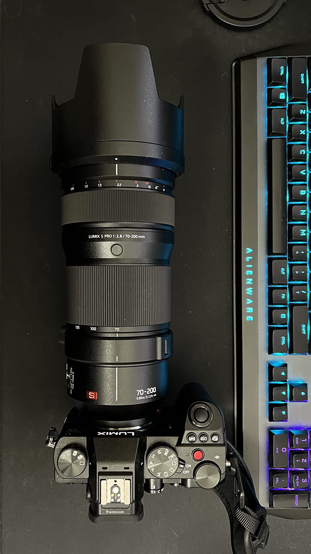 LUMIX S PRO 70-200mm F2.8 Telephoto Lens, Full-Frame L Mount, Optical Image Stabilizer and Dust/Splash/Freeze-Resistant for LUMIX S Series Mirrorless Cameras - S-E70200 (USA) customer photo 1