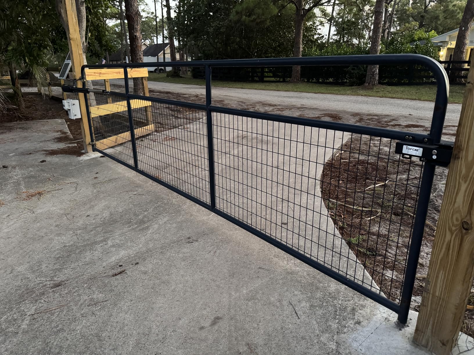 TOPENS A5S Automatic Solar Gate Opener for Medium Duty Single Swing Gates Up to 16ft, Single Swing Gate Operator Battery Powered with Remote Control Kit Gate Motor Solar Panel Included - Customer Photo 1