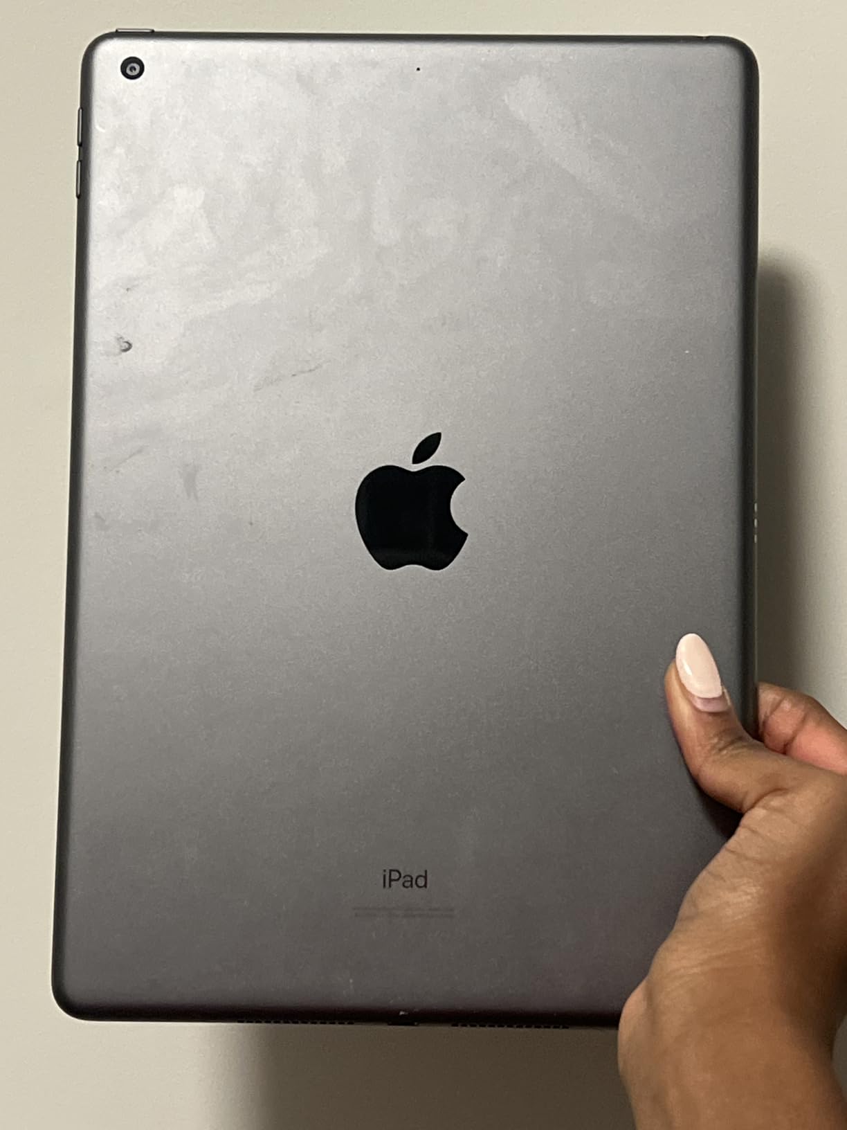 Apple iPad, 10.2-Inch, Wi-Fi, 32GB, Space Gray (Renewed) customer photo 1