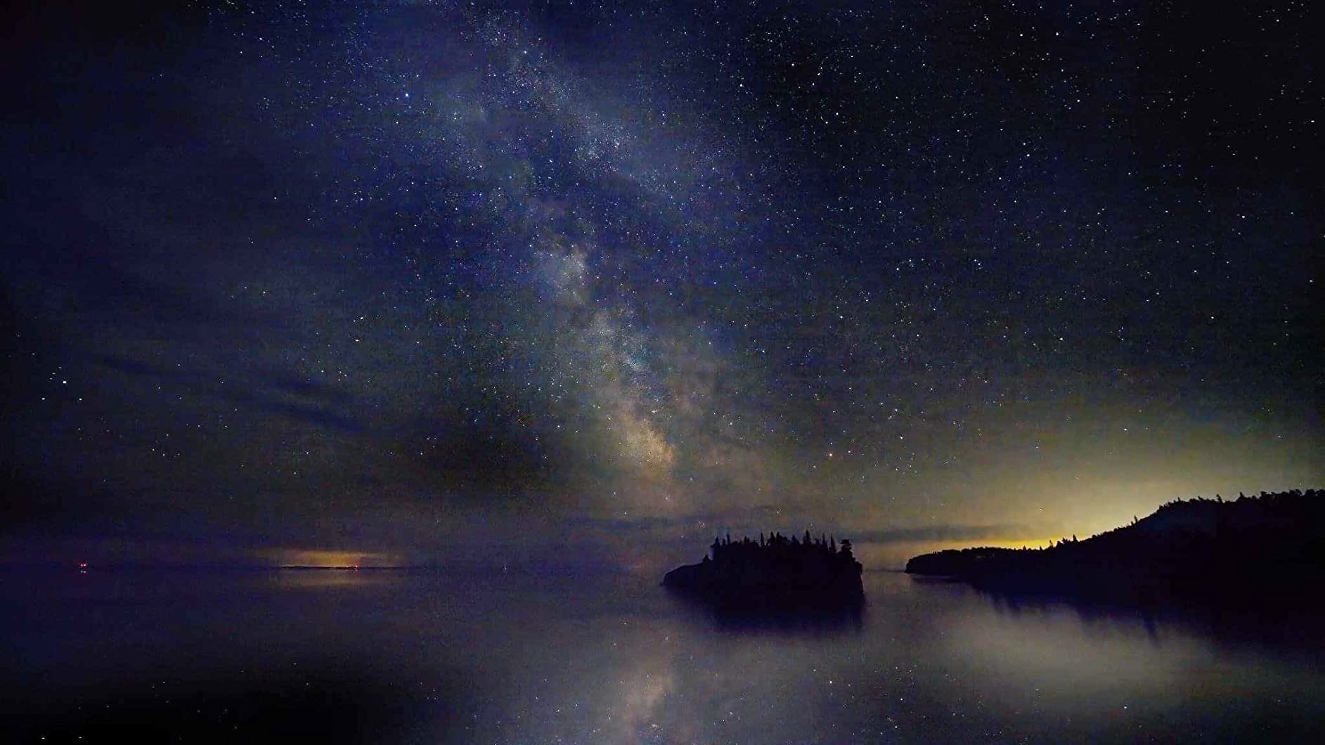 Laowa 12 mm f/2.8 Zero-D Lens with Ultra-Wide Angle View and 0.2X Macro Power for Canon RF (Black) - Customer Photo 1