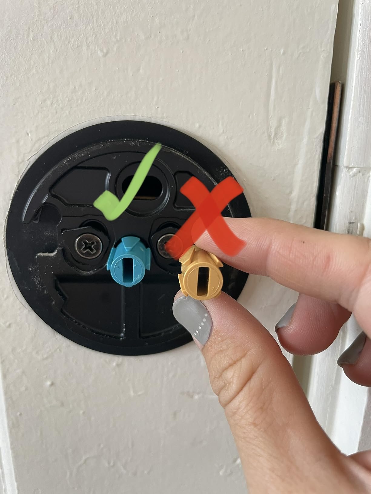 August Wi-Fi Connected Smart Keyless Entry Door Lock, Electronic Door Lock Fits Your Existing Deadbolt in Minutes - Customer Photo 2