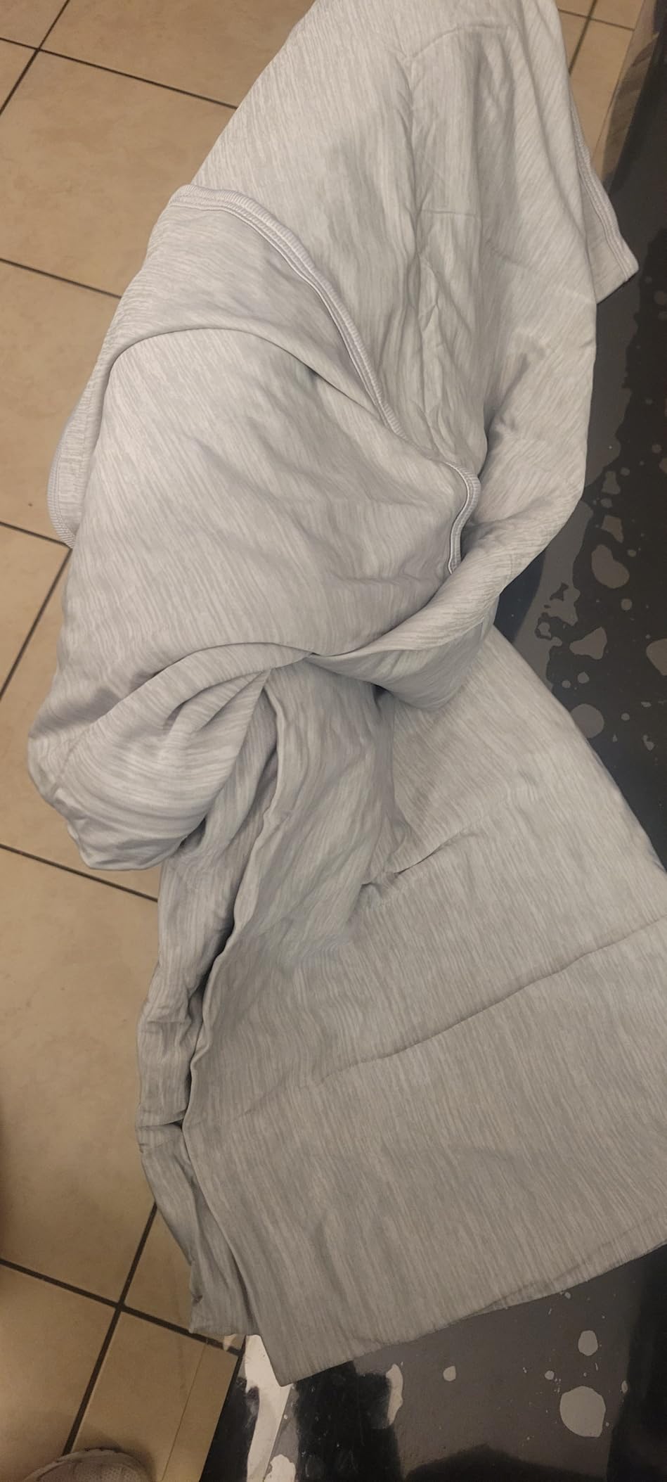 Elegear Revolutionary Cooling Blanket Queen Absorbs Heat to Keep Body Cool for Night Sweats, Arc-Chill3.0 Cool Fiber Q-Max>0.5 for Hot Sleepers, Lightweight Summer Cold Blankets for Sleeping 79