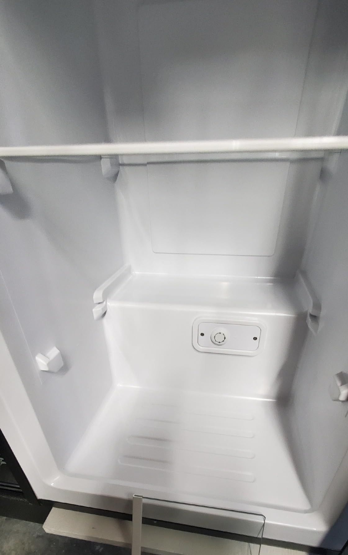 Kismile Small Freezer Upright, 3.0 Cu.ft Mini Freezer with Adjustable Thermostat, Removable Shelves, Reversible Single Door, Stand Up Freezer for Bedroom/Home/Dorms/Apartment (Stainless Steel) - Customer Photo 1