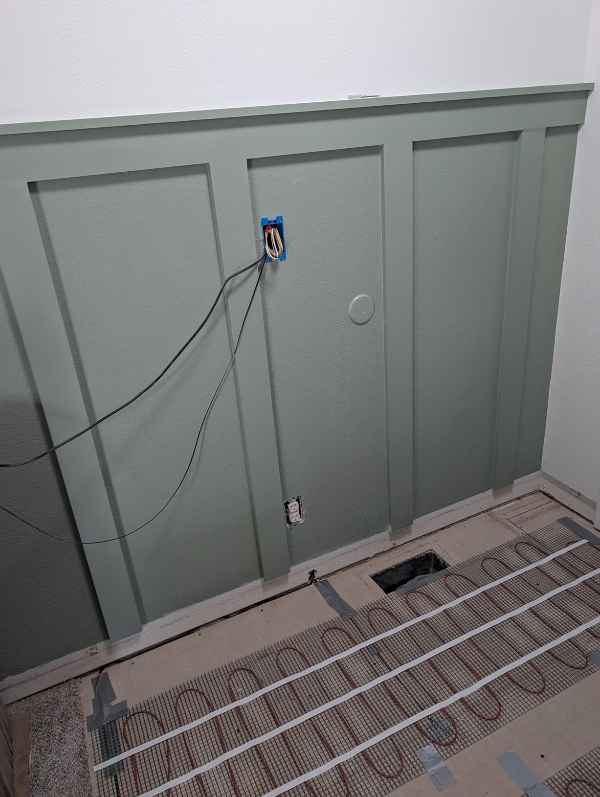 LuxHeat 20sqft Floor Heating Mat Kit - 120v in Floor Heating System - Complete Electric Radiant Heated Flooring System Includes Alarm, UDG Programmable Thermostat w/GFCI & Flooring Sensor - Customer Photo 3