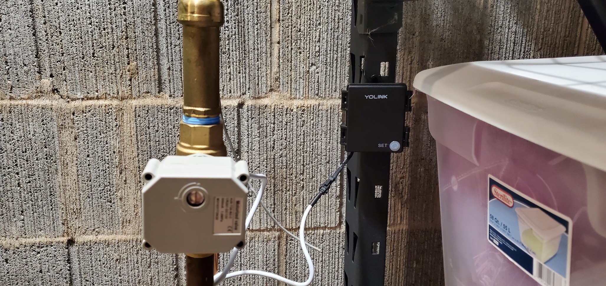 YoLink Water Leak Starter Kit: Hub + 4 Leak Sensor 1 (Silent), LoRa Long-Range, App/SMS/Email Alerts, D2D Offline Triggers, 2 AAA Up to 5-Year Battery, Compatible with Alexa/IFTTT/Home Assistant - Customer Photo 2