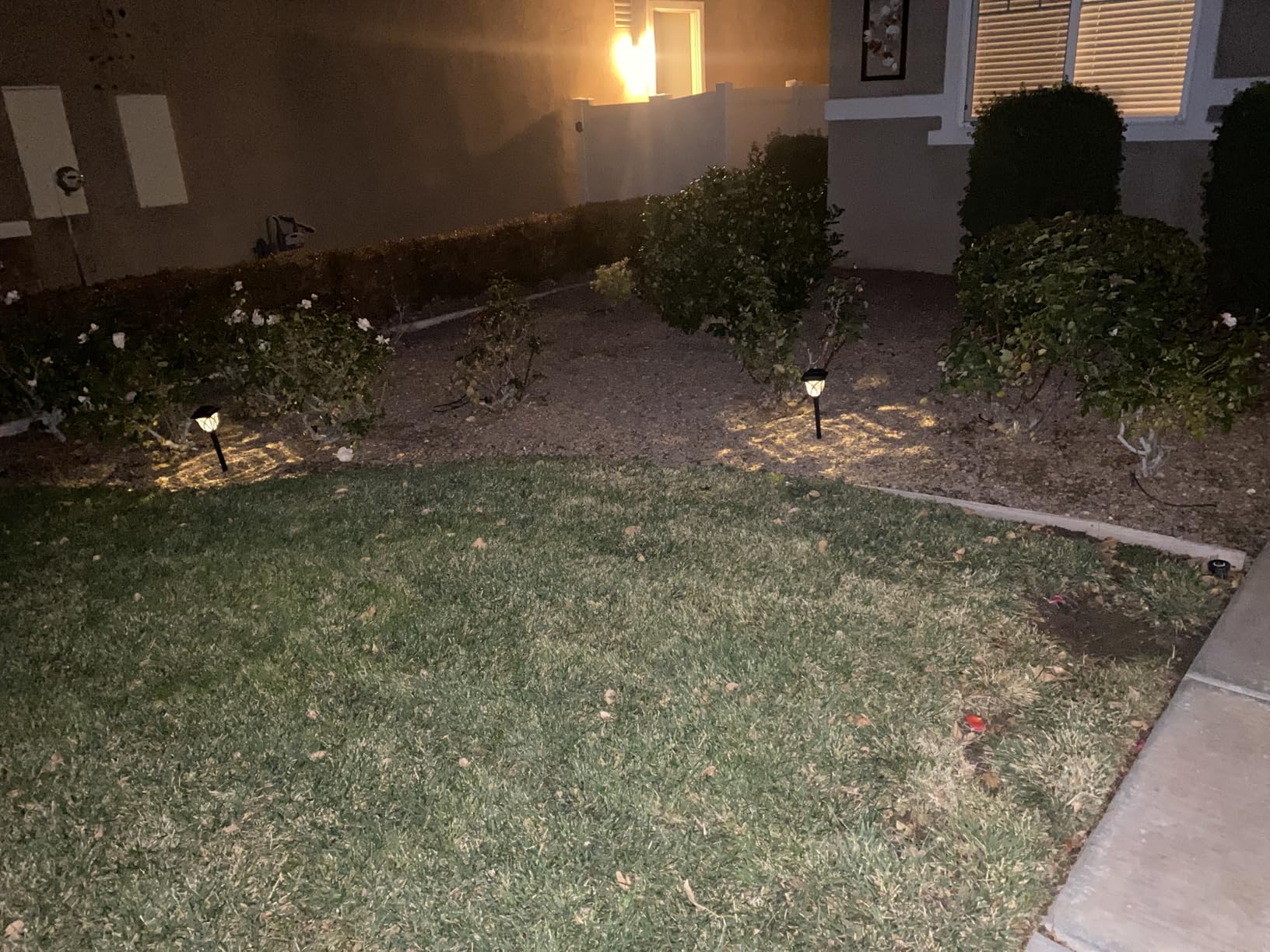 GIGALUMI Solar Lights Outdoor Waterproof, 6 Pack LED Solar Garden Lights, Outdoor Decorations, Garden Decor for Yard, Patio, Landscape, Planter, Walkway (Warm White) - Customer Photo 2