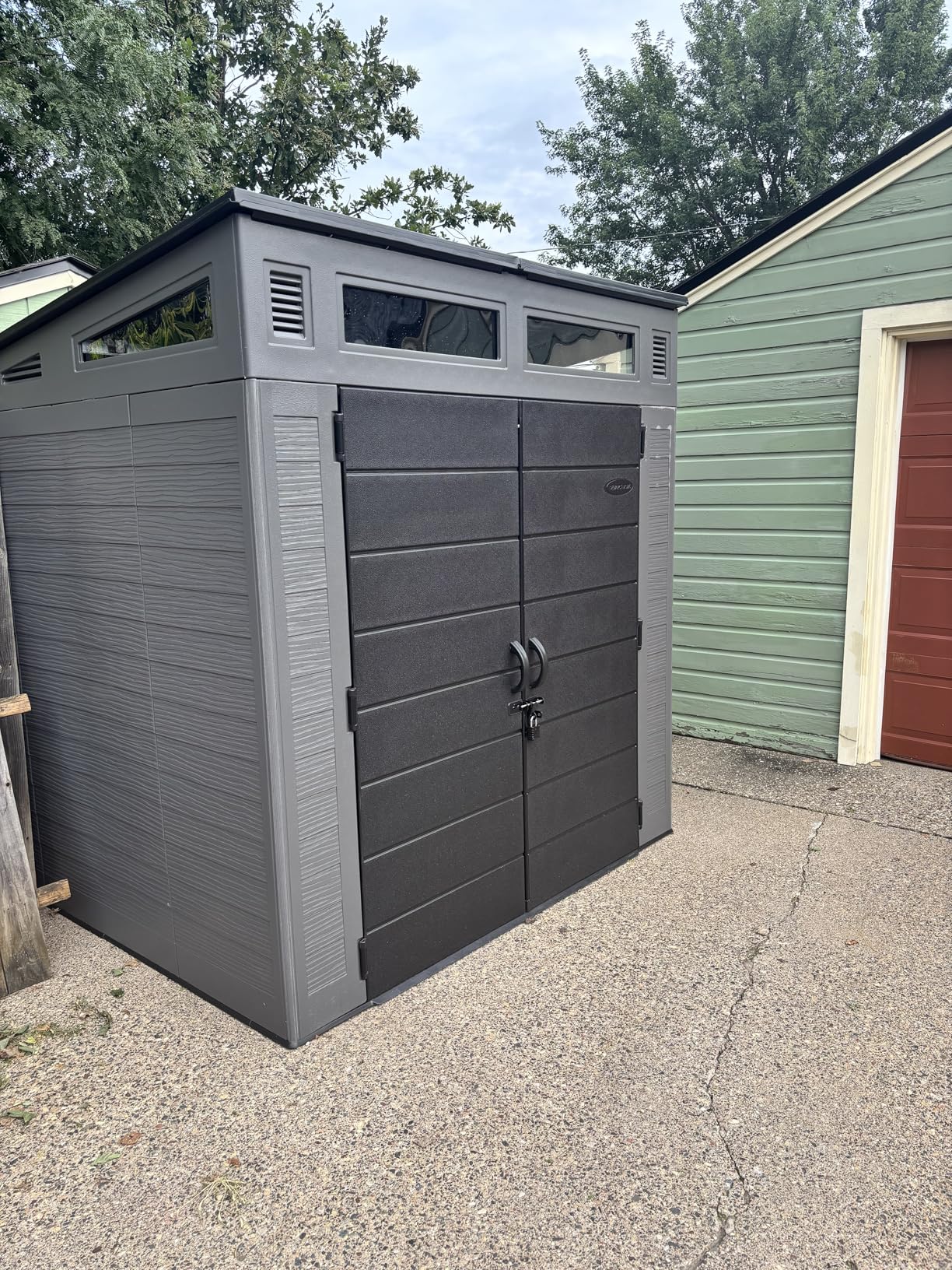 Suncast Modern Outdoor Storage Shed, 200 cu. ft. Peppercorn Resin Plastic Shed for Lawn Mower, Bikes, Utility Tools, Patio, & Yard. Weatherproof & Lockable Modern Sheds & Outdoor Storage, Made in USA - Customer Photo 5
