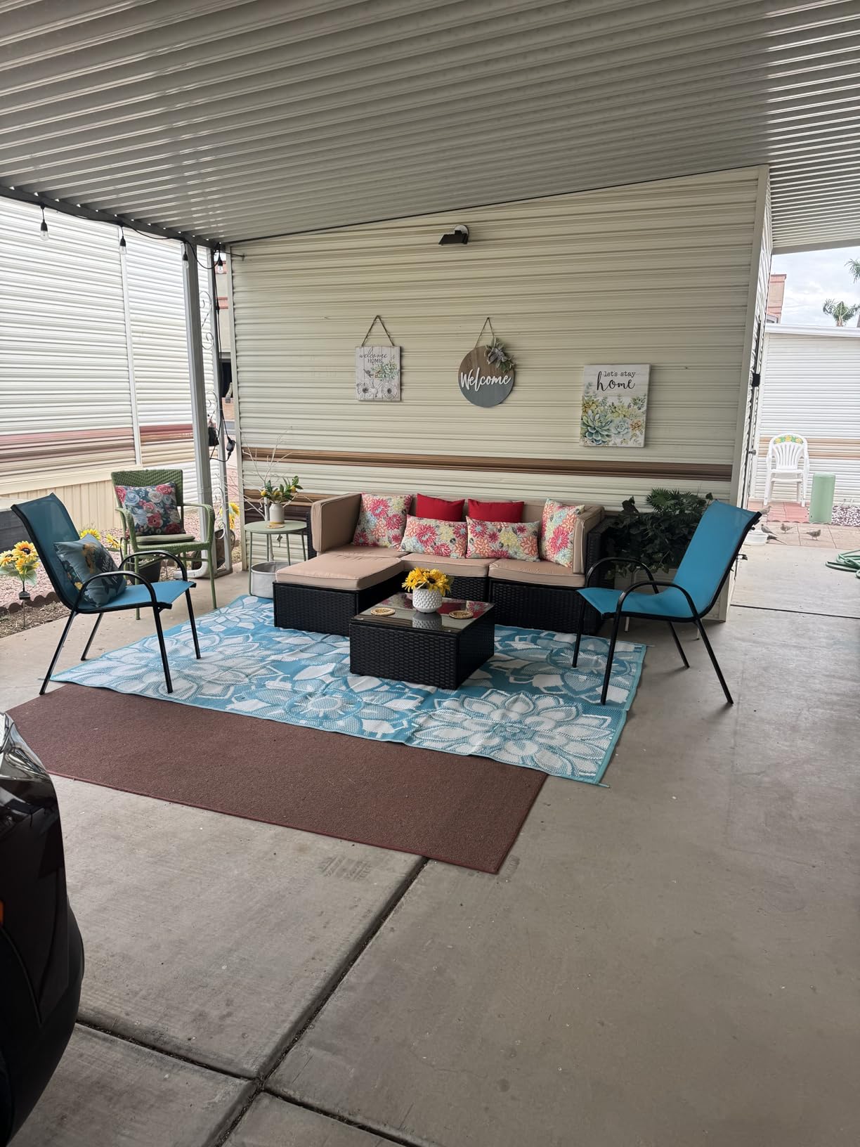 Vongrasig 5 Piece Patio Furniture Sets, Outdoor Patio Set Sectional Sofa, All-Weather PE Rattan Outdoor Couch with Ottoman, Glass Table for Garden, Backyard, Porch, Beige - Customer Photo 4