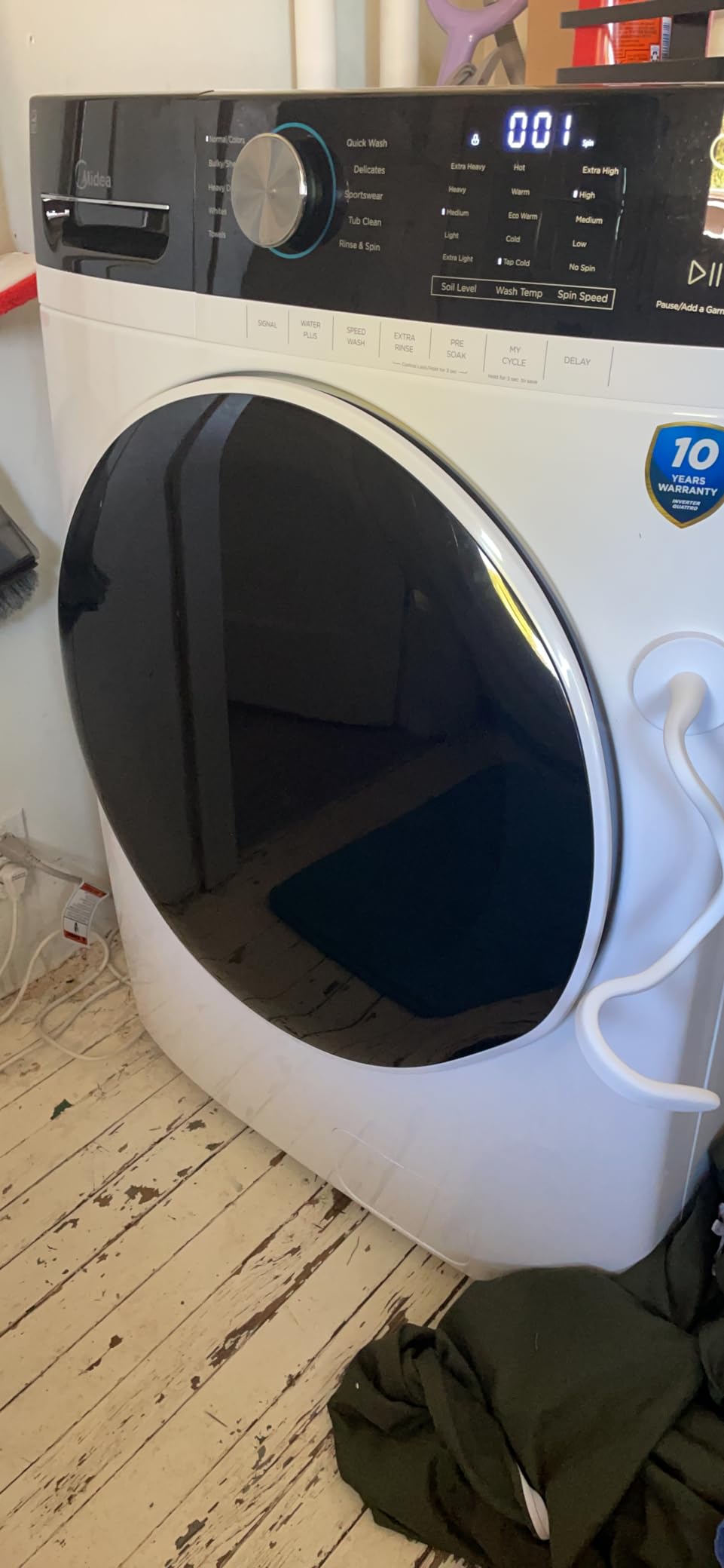 Midea MLH45N1AWW Full-Automatic Washing Machine, Front Load Washer, Vibration Control, Pre-Soak, Speed Wash, 10 Cycles, ENERGY STAR Certified, 4.5 Cu.Ft. White - Customer Photo 2