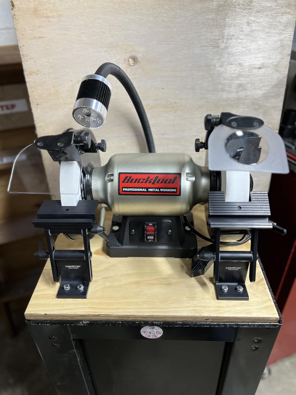 BUCKTOOL 8 Inch 3/4 HP Low-Speed Bench Grinder fit CBN Wheel - Customer Photo 5