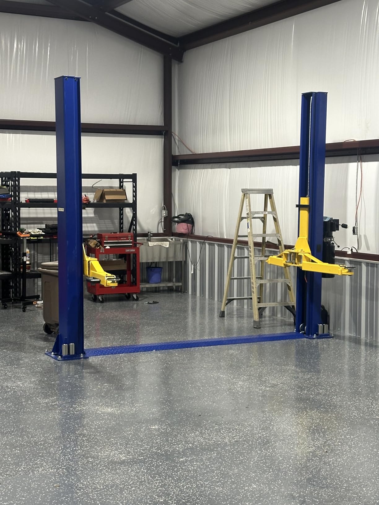 APlusLift HW-10KBP 10000LB Two Post Floor Plate Car Lift/Industry Leading 36 Months Part Replacements - Customer Photo 1
