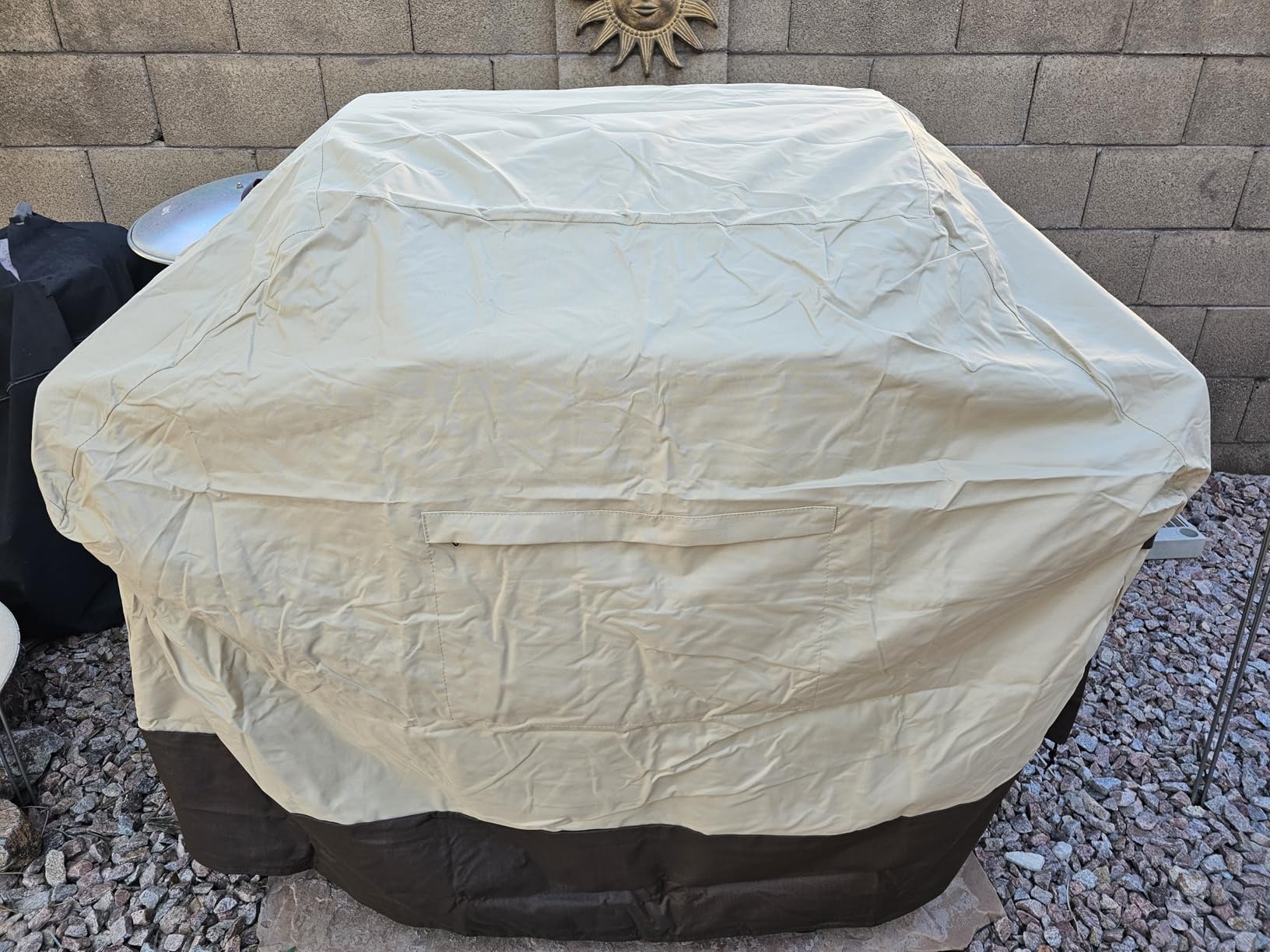 Vailge Grill Cover,58-inch Waterproof BBQ Cover,600D Heavy Duty Gas Grill Cover, UV & Dust & Rip & Fading Resistant,Suitable for Weber, Brinkmann, Char Broil Grills and More,Beige - Customer Photo 1