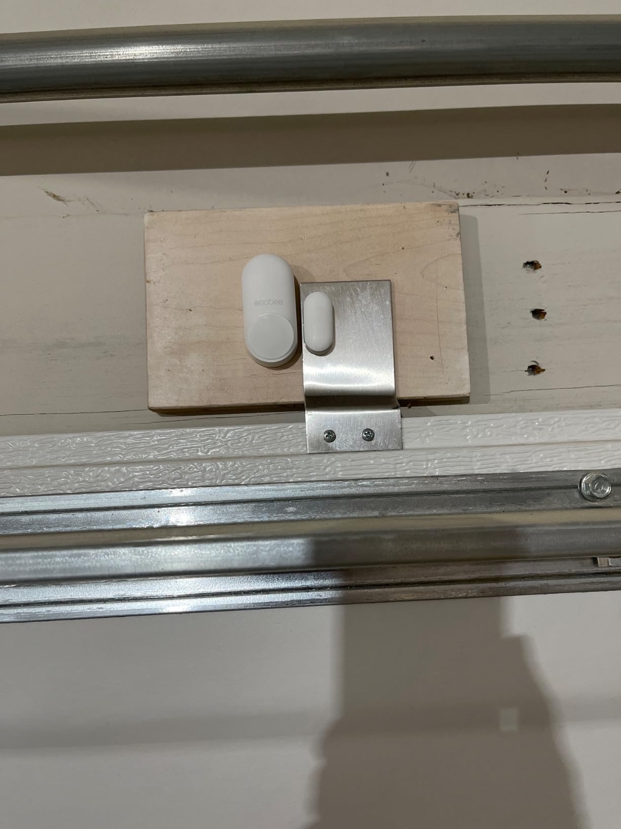 ecobee Smart Sensor for Doors & Windows 2 Pack - Wifi Contact Sensor for Home Security, Energy Savings - Compatible with Smart Thermostats - Temperature sensor, white - Customer Photo 2