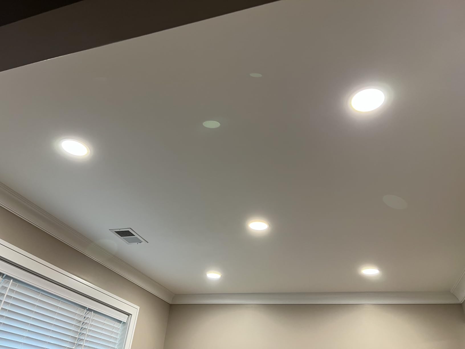 Amico 12 Pack 6 Inch 5CCT Ultra-Thin LED Recessed Ceiling Light with Junction Box, 1050LM Brightness, Dimmable Canless Wafer Downlight, 12W, ETL&FCC - Customer Photo 2