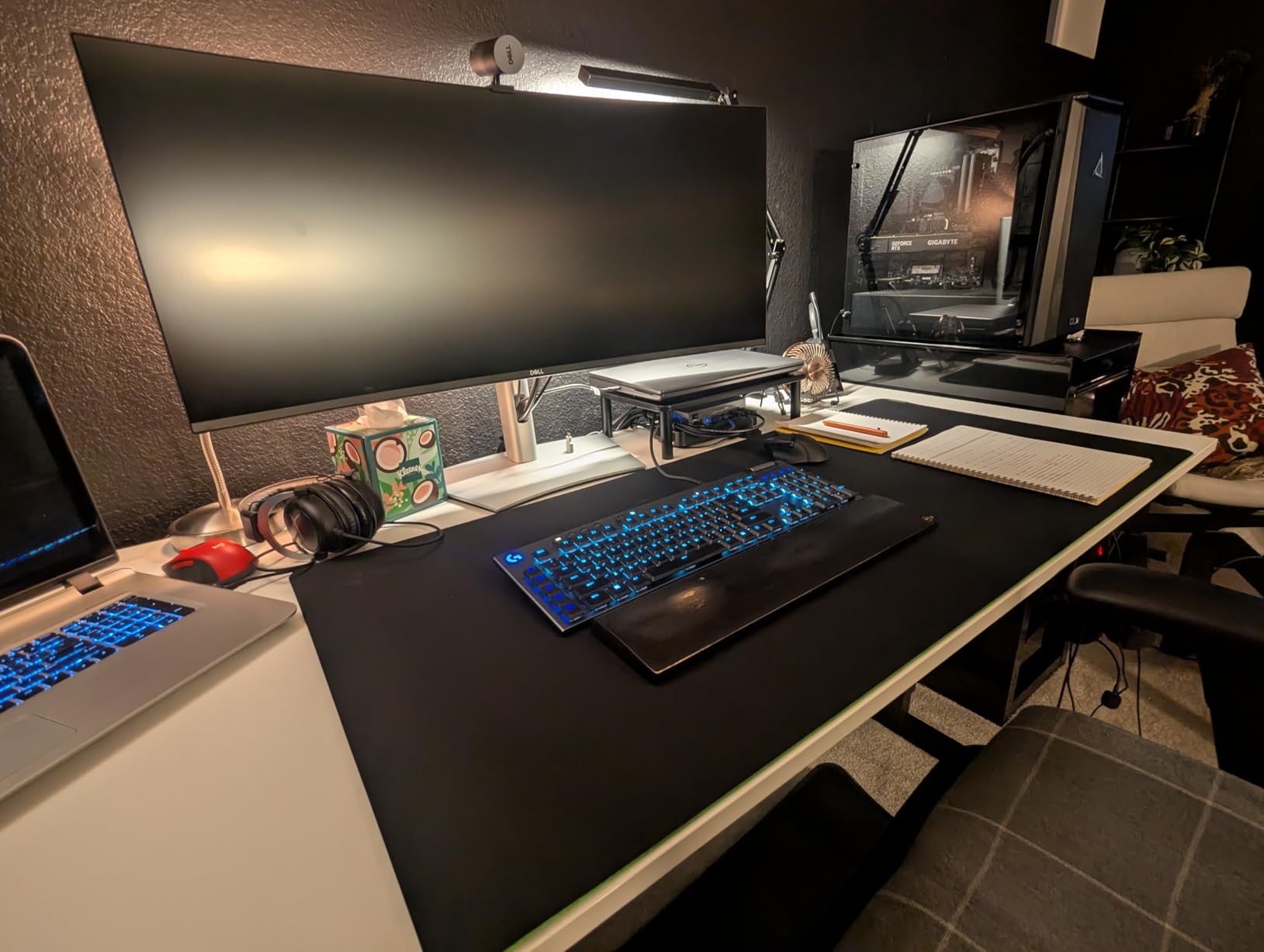 Gigantus V2 Cloth Gaming Mouse Pad (XXL): Thick, High-Density Foam - Non-Slip Base - Classic Black customer photo 1