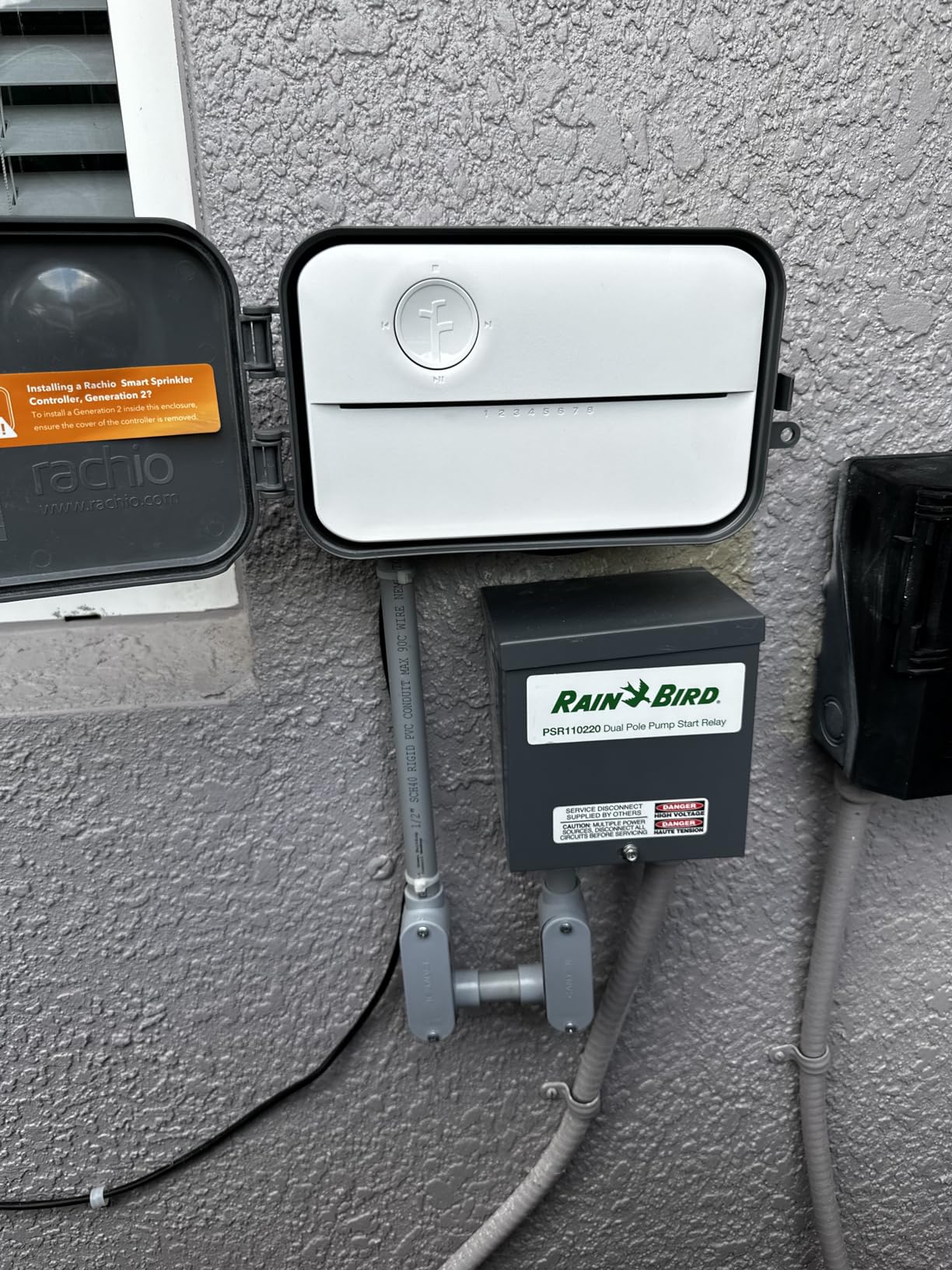 Rachio 3 Smart Bundle: 8 Zone Controller with Outdoor Enclosure - Customer Photo 1