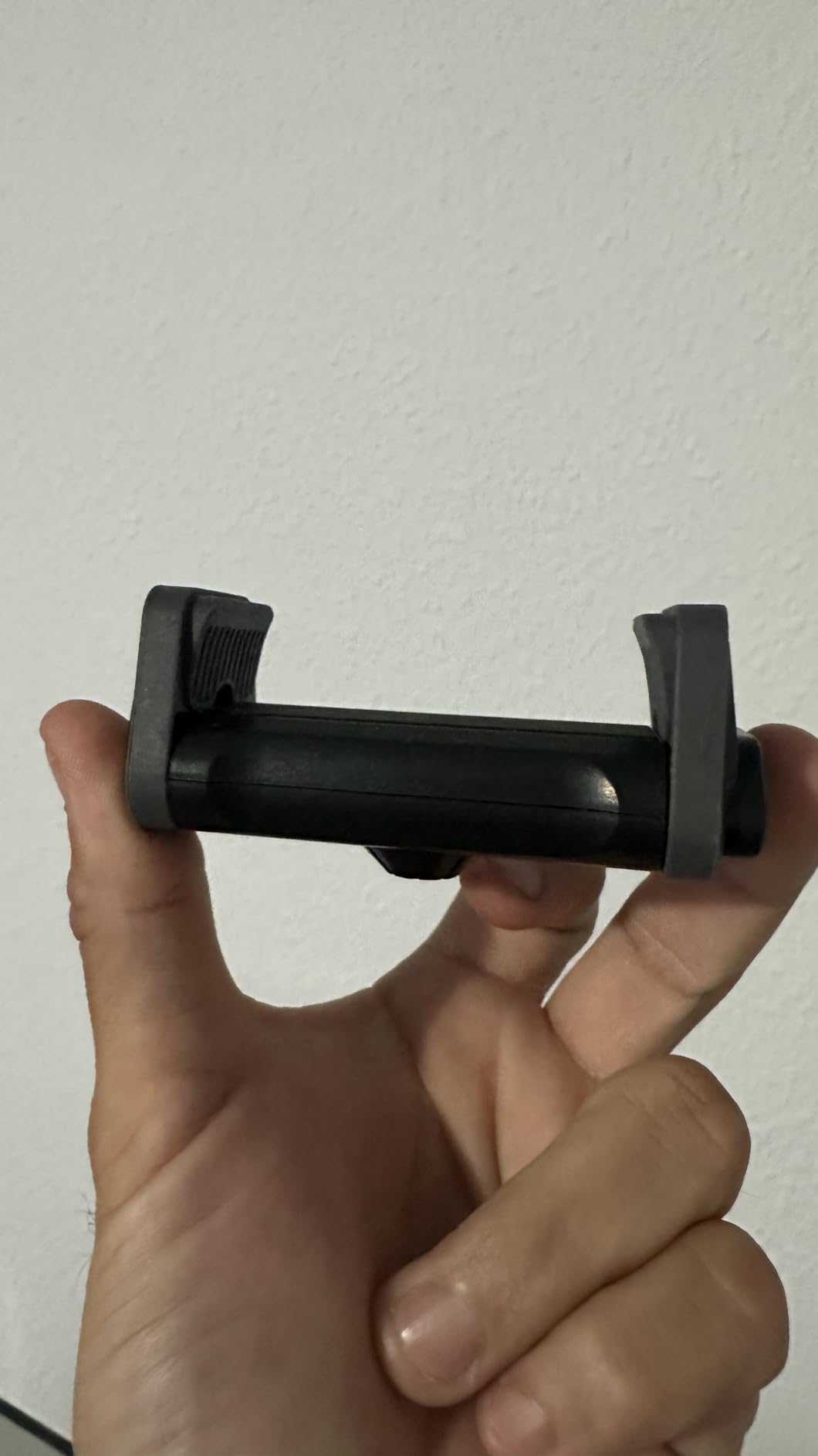 Ubeesize Phone Tripod, Portable and Flexible Tripods with Wireless Remote and Clip, Cell Phone Tripode Stand for Video Recording customer photo 1