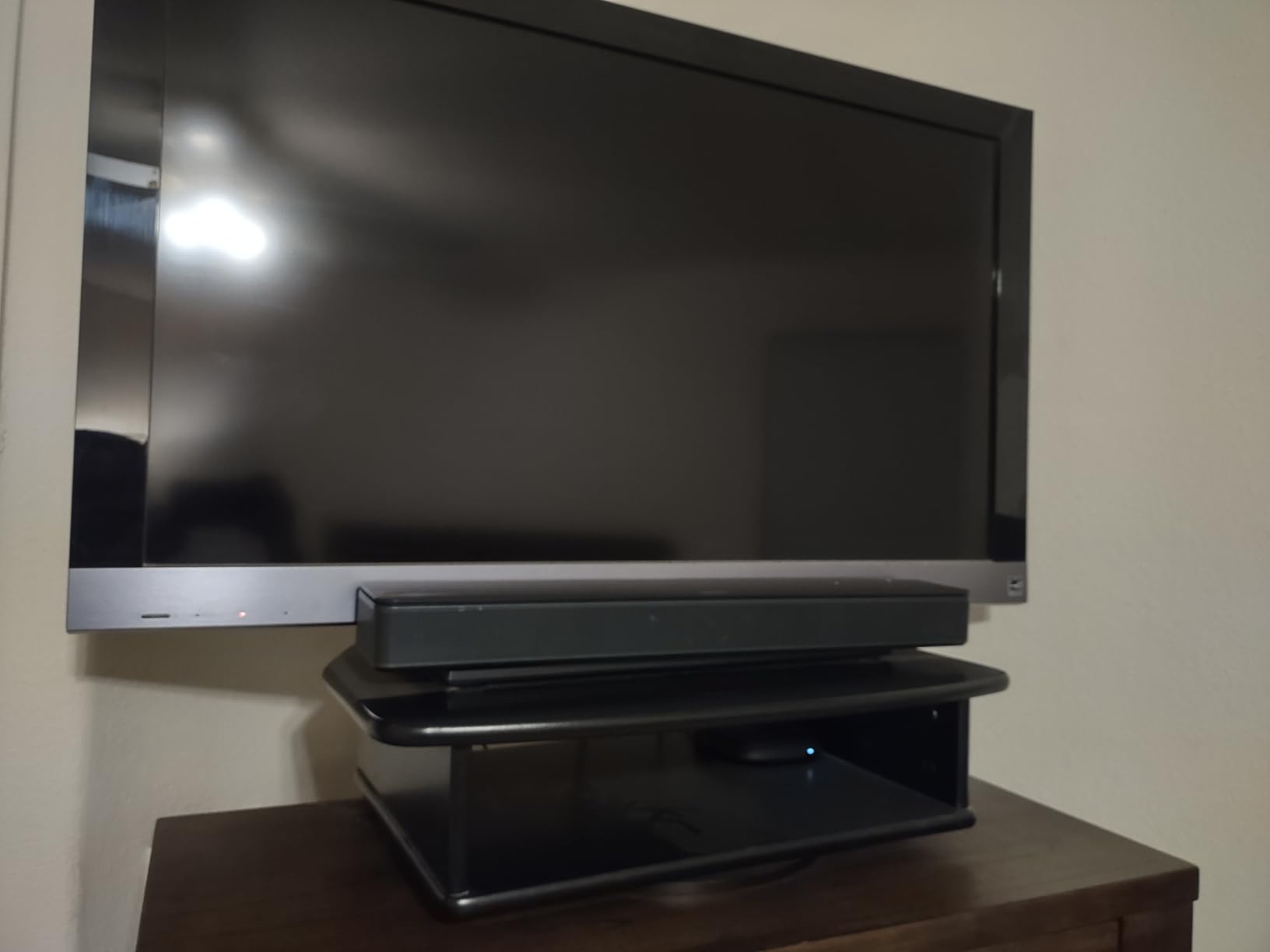 Bose TV Speaker - Soundbar for TV with Bluetooth and HDMI-ARC Connectivity, All-in-One Compact Soundbar, Includes Remote Control, Black - Customer Photo 5