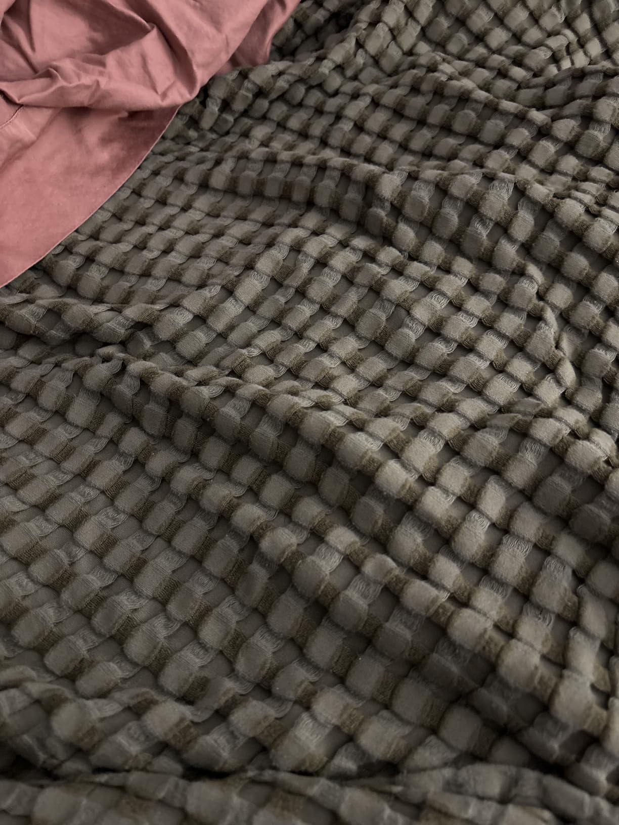 Bedsure Cooling Waffle Queen Size Blanket - Lightweight Cotton Blanket of Rayon Derived from Bamboo for Hot Sleepers, Luxury Throws for Bed, Couch and Sofa, Ivory, 90x90 Inches - Customer Photo 2