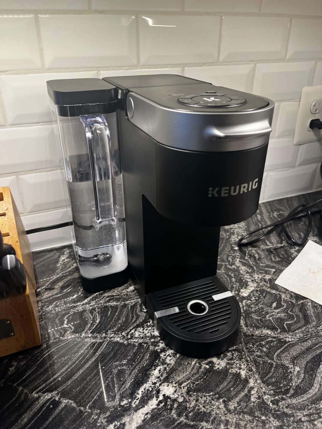 Keurig K-Supreme Single Serve K-Cup Pod Coffee Maker, MultiStream Technology, 4 Brew Sizes, 66oz Dual-Position Reservoir, Black - Customer Photo 1