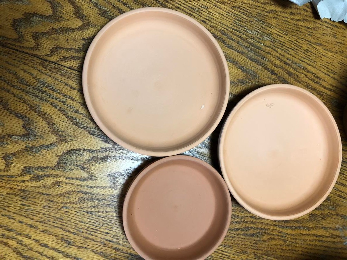 Yishang Large Terracotta pos with Drainage Hole and Saucers,Ceramic Clay Planter Pots for Indoor/Outdoor Plants,6 Inch & 7 Inch & 8 Inch,Set of 3 - Customer Photo 1